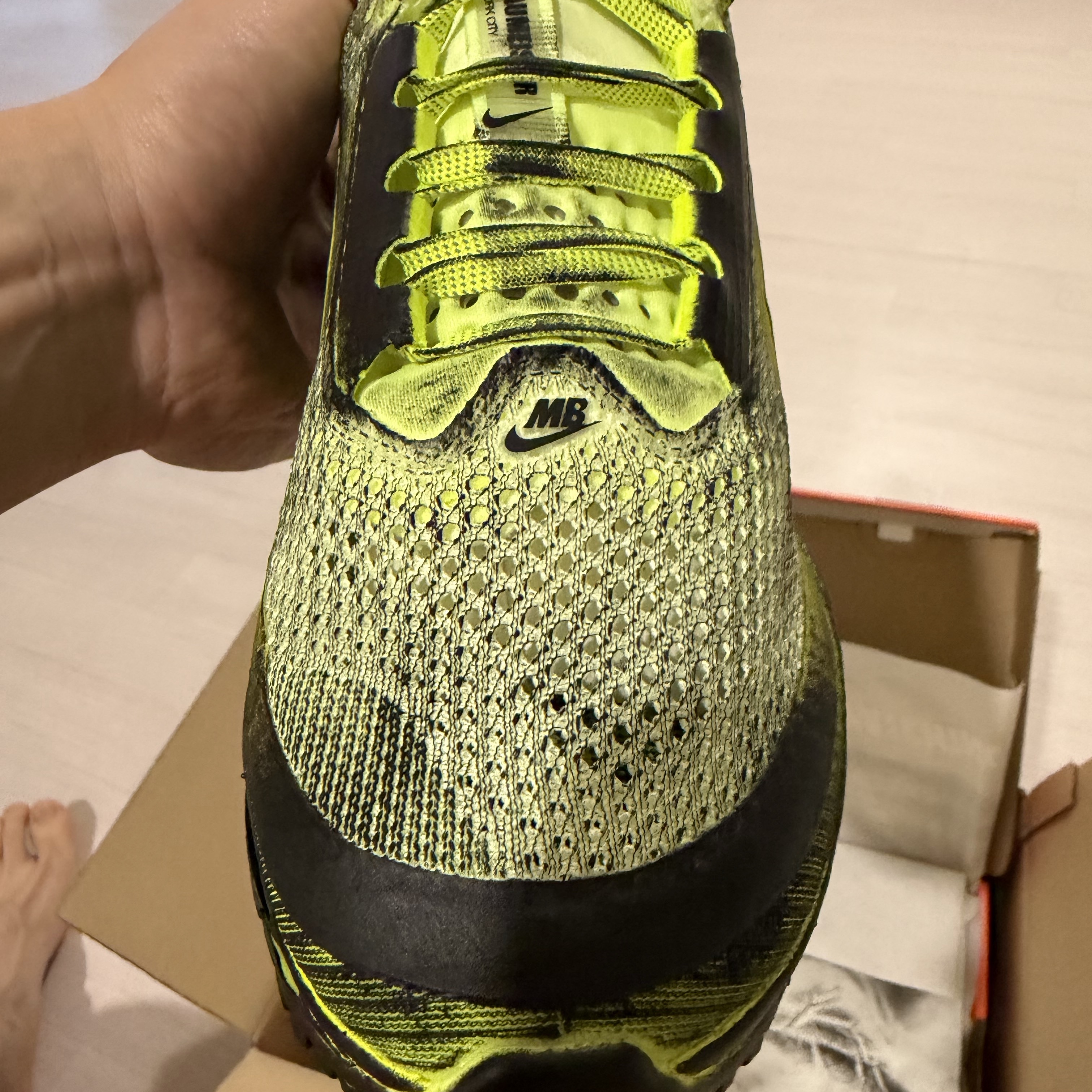 (W) Nike x Melitta Baumeister Pegasus Premium Volt and Cyber 착용 스타일 - 3