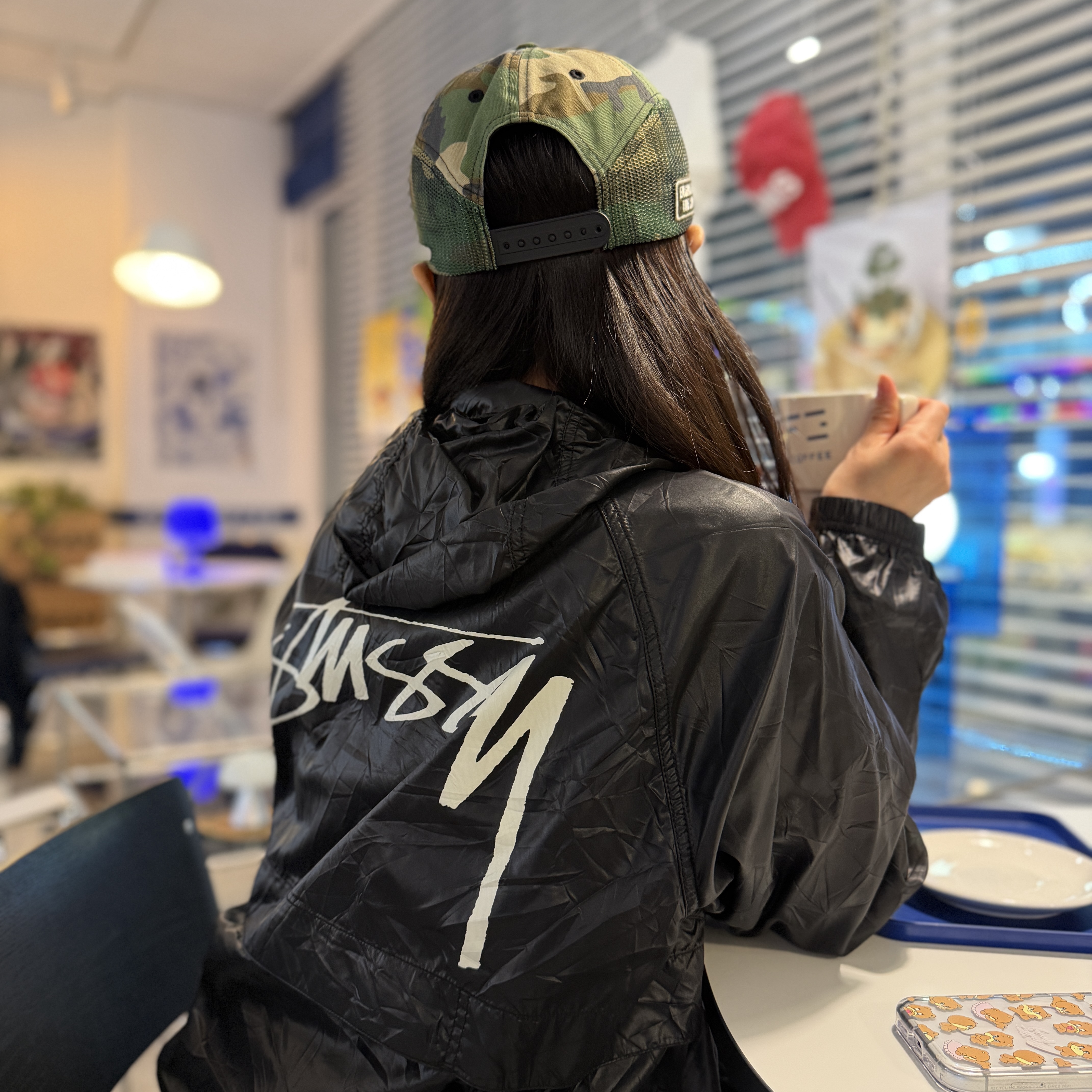 Stussy Beach Shell Wrinkled Nylon Jacket Black, Stussy Parts & Service Mesh Cap Camo 착용 스타일 - 2