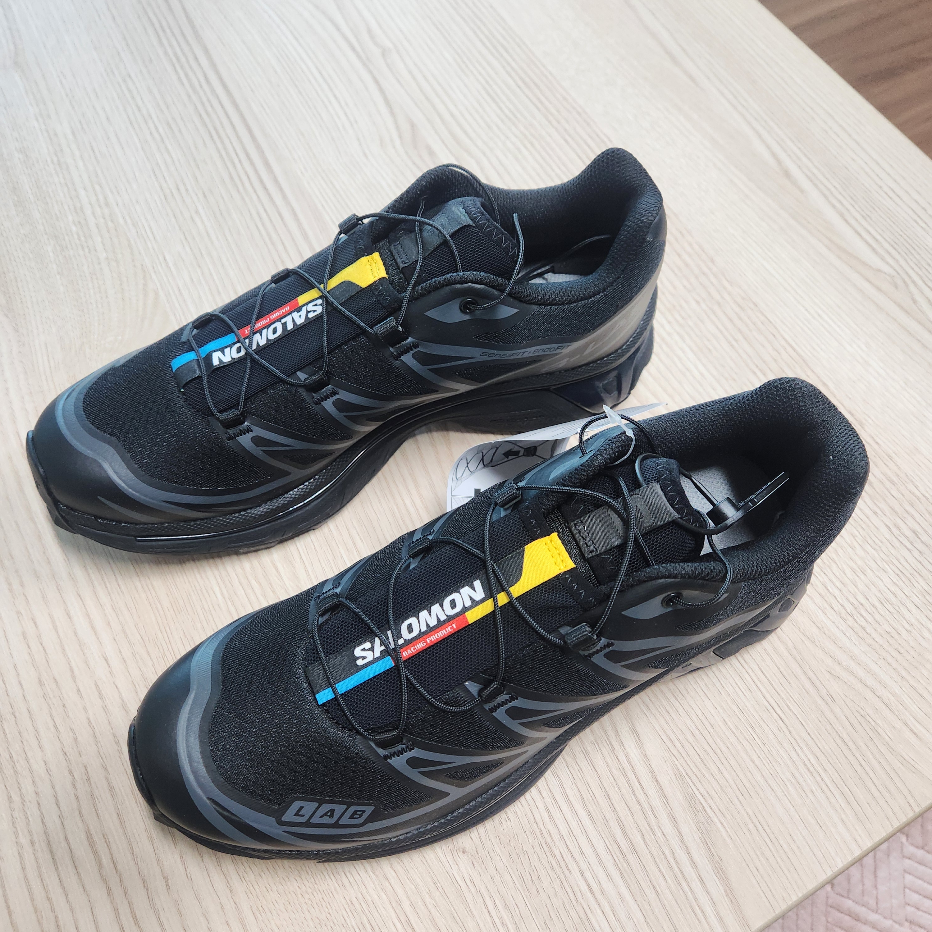 Salomon XT-6 ADV Black 착용 스타일