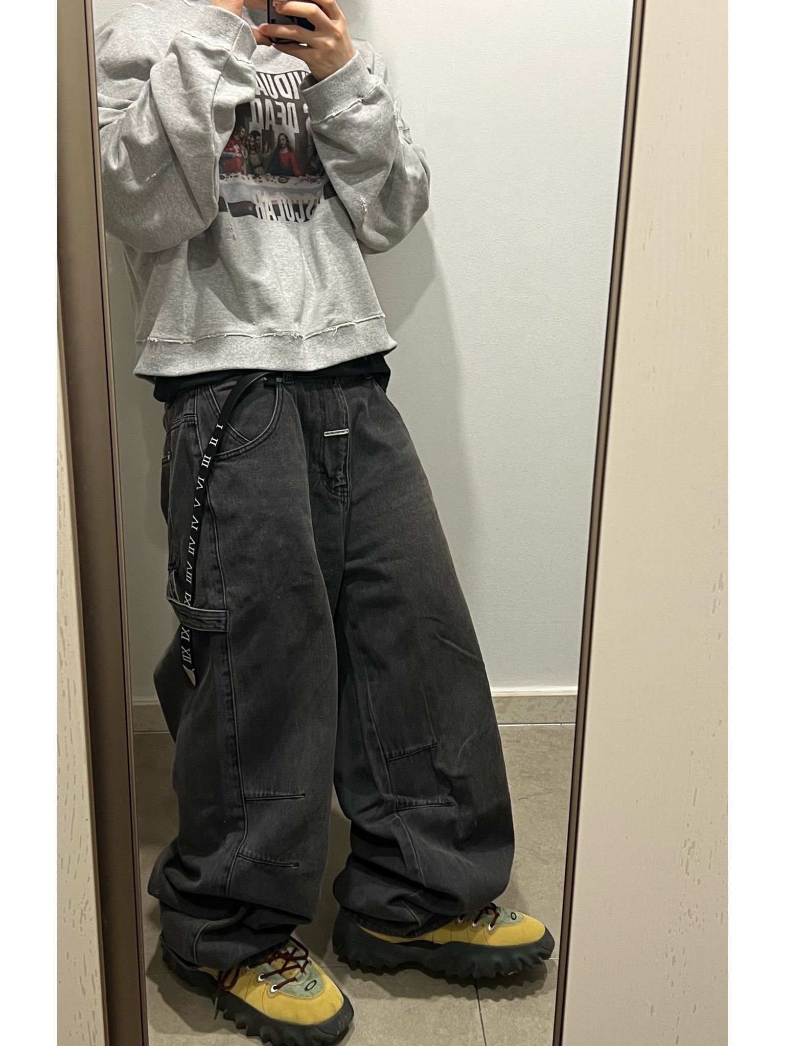 Oakley Factory Team Suede Flesh Edge Boots Yellow, Thevinylhouse Basic Wide Denim Pants Black 착용 스타일 - 1