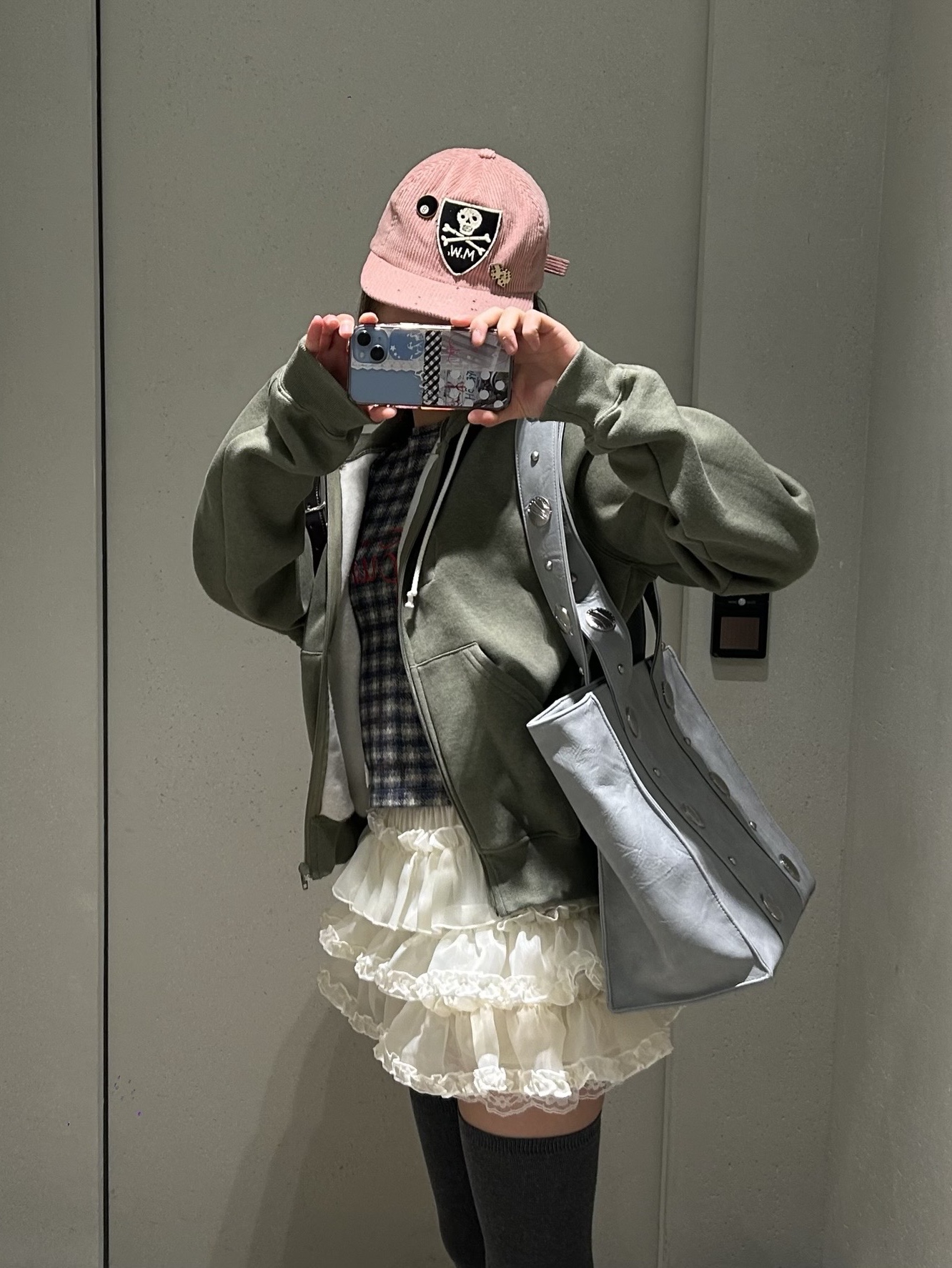 Magliano Provincia Hoodie Green - 25FW, Roughneck Tutu pants skirt cream 착용 스타일 - 2