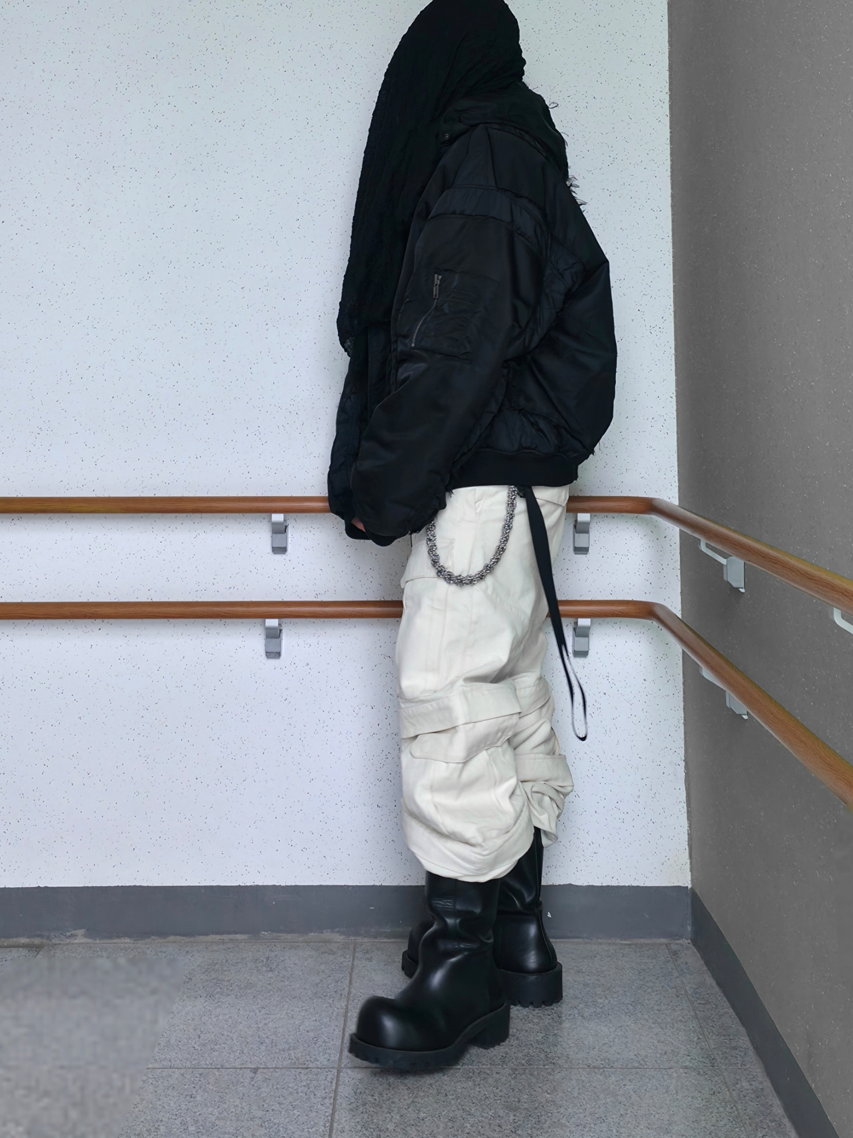 Project G/R Reworked Hooded Bomber Jacket Black, Balenciaga Hummer Boot Black 착용 스타일 - 6