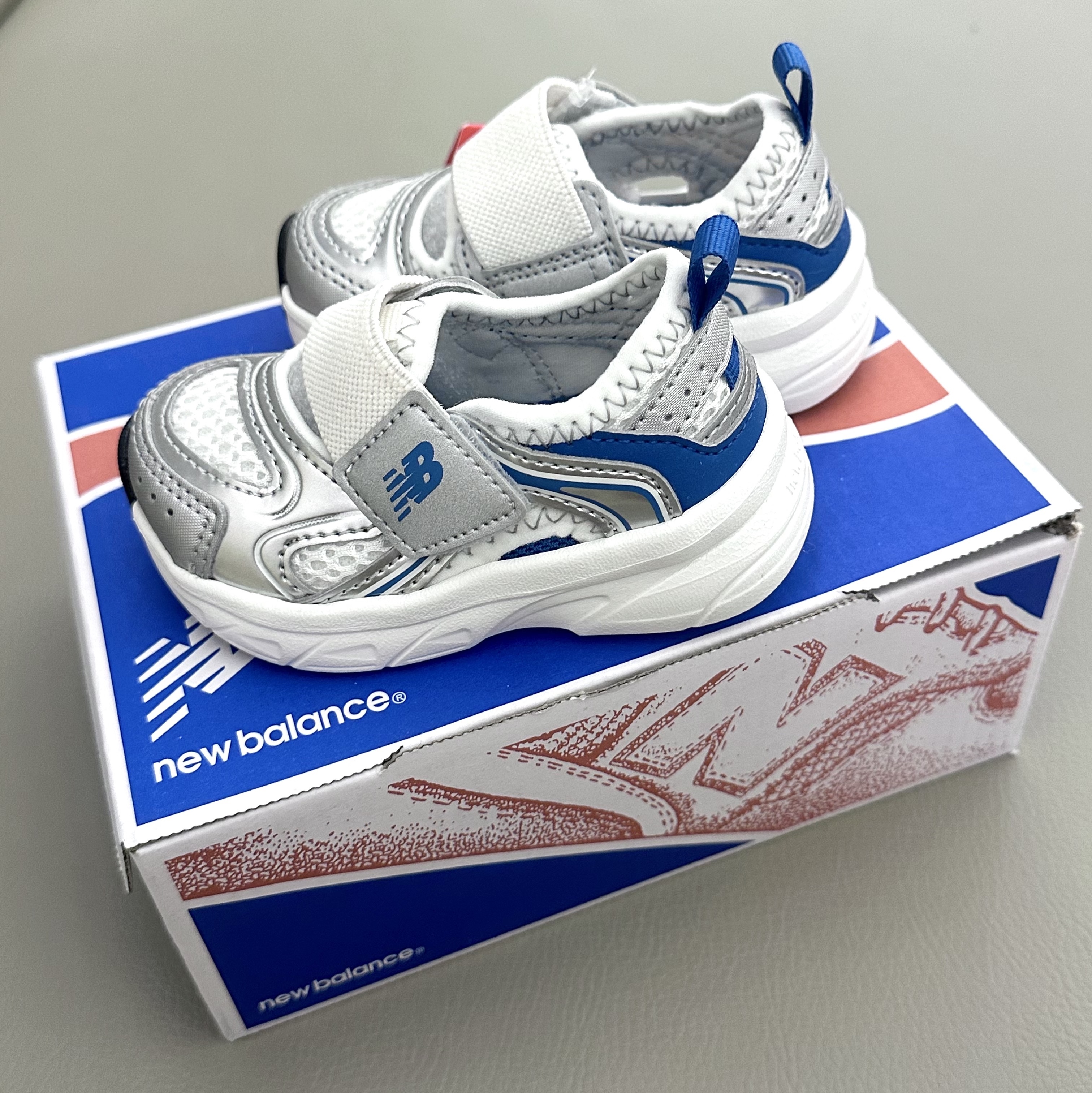 (TD) New Balance Freedle X Sandal Sonic Blue 착용 스타일
