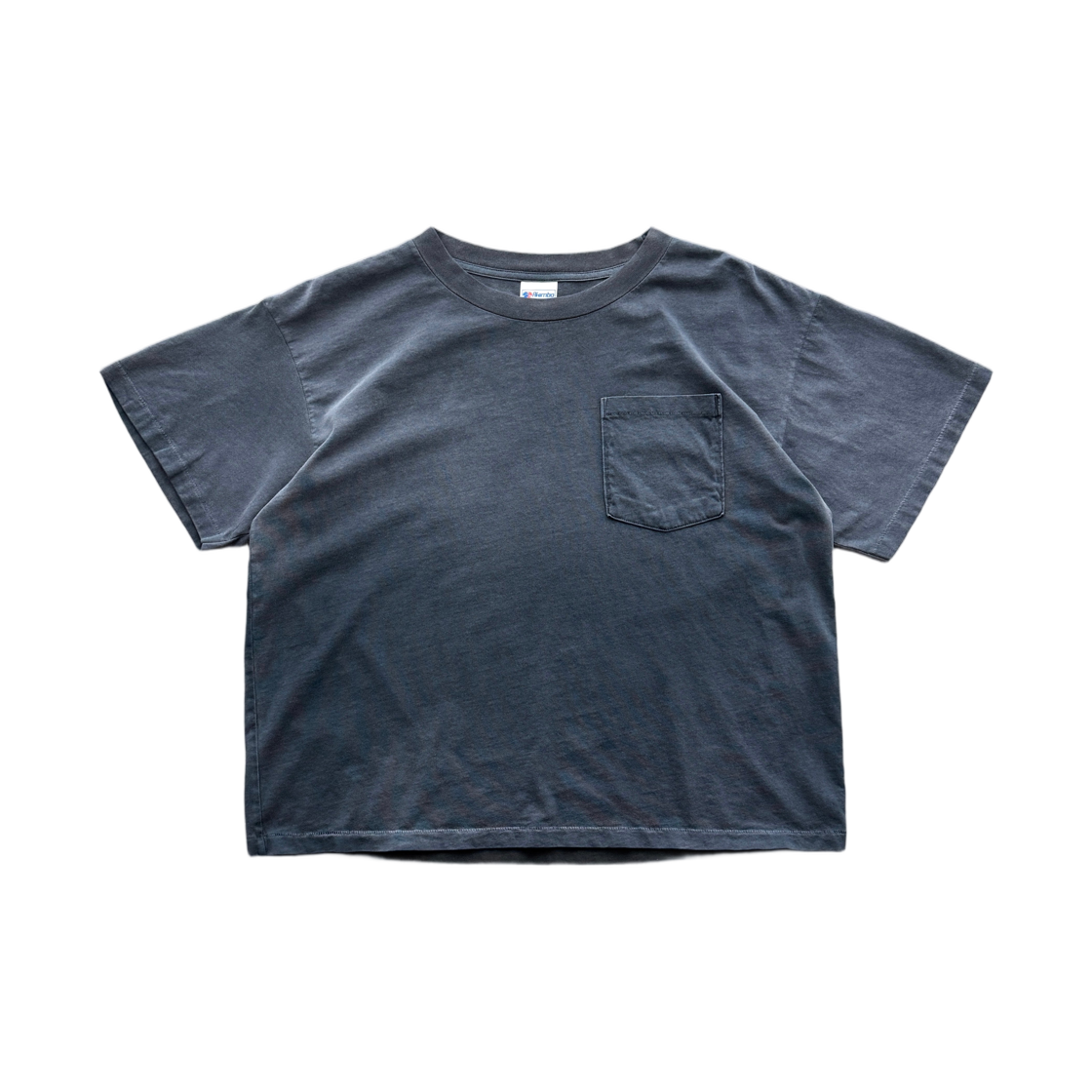 아킴보 클럽 체인피커 싱글 스티치드 포켓 티셔츠 페이디드 블랙(Akimbo Club Chainpeeker Single Stitched Pocket T-Shirt Faded Black) - 1