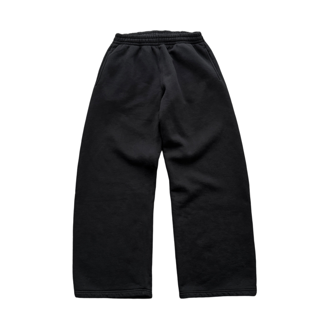 아킴보 클럽 스트레이트 레그 스웨트팬츠 블랙(Akimbo Club Straightleg Sweatpants Black)