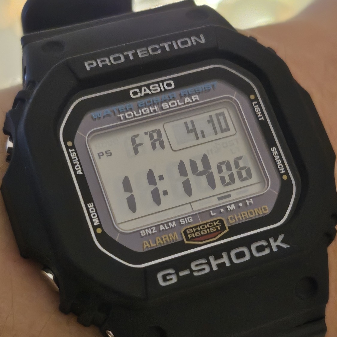 Casio G-Shock G-5600UE-1 착용 스타일 - 6