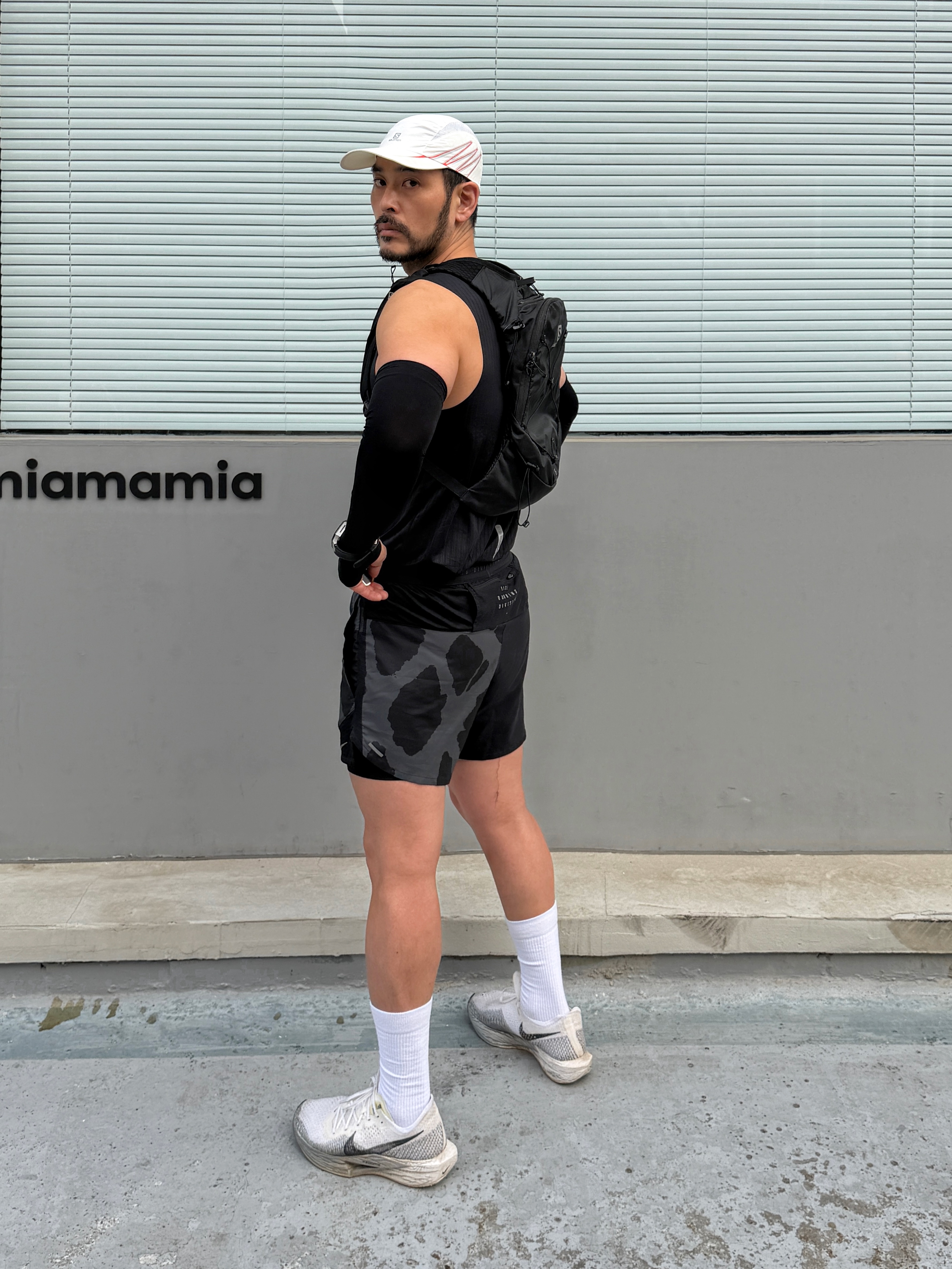 Nike ZoomX Vaporfly Next% 3 White Grey 착용 스타일 - 4