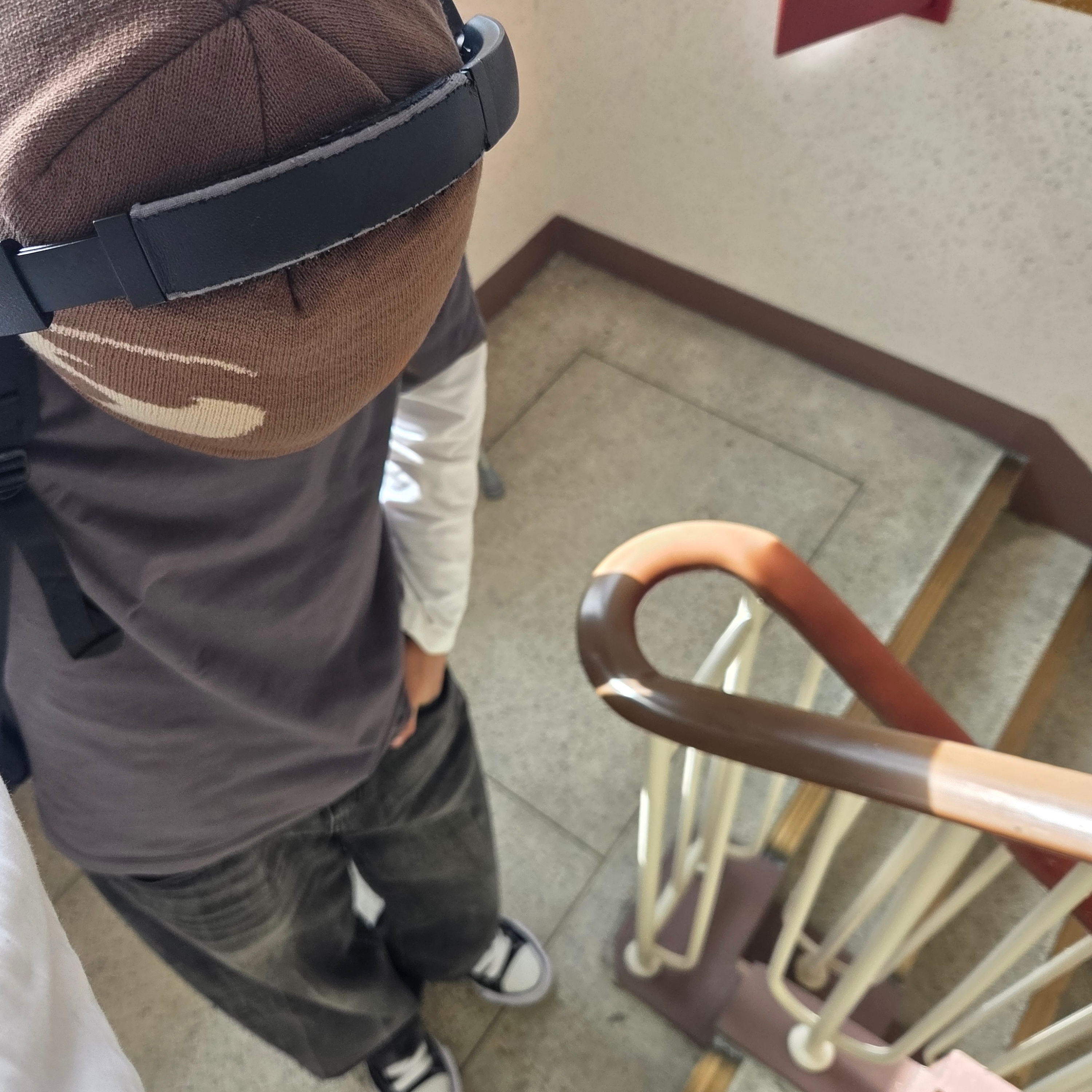 Maison Mihara Yasuhiro Peterson OG Sole Canvas Low Sneakers Black, Casio LTP-V007L-7B1 착용 스타일 - 2