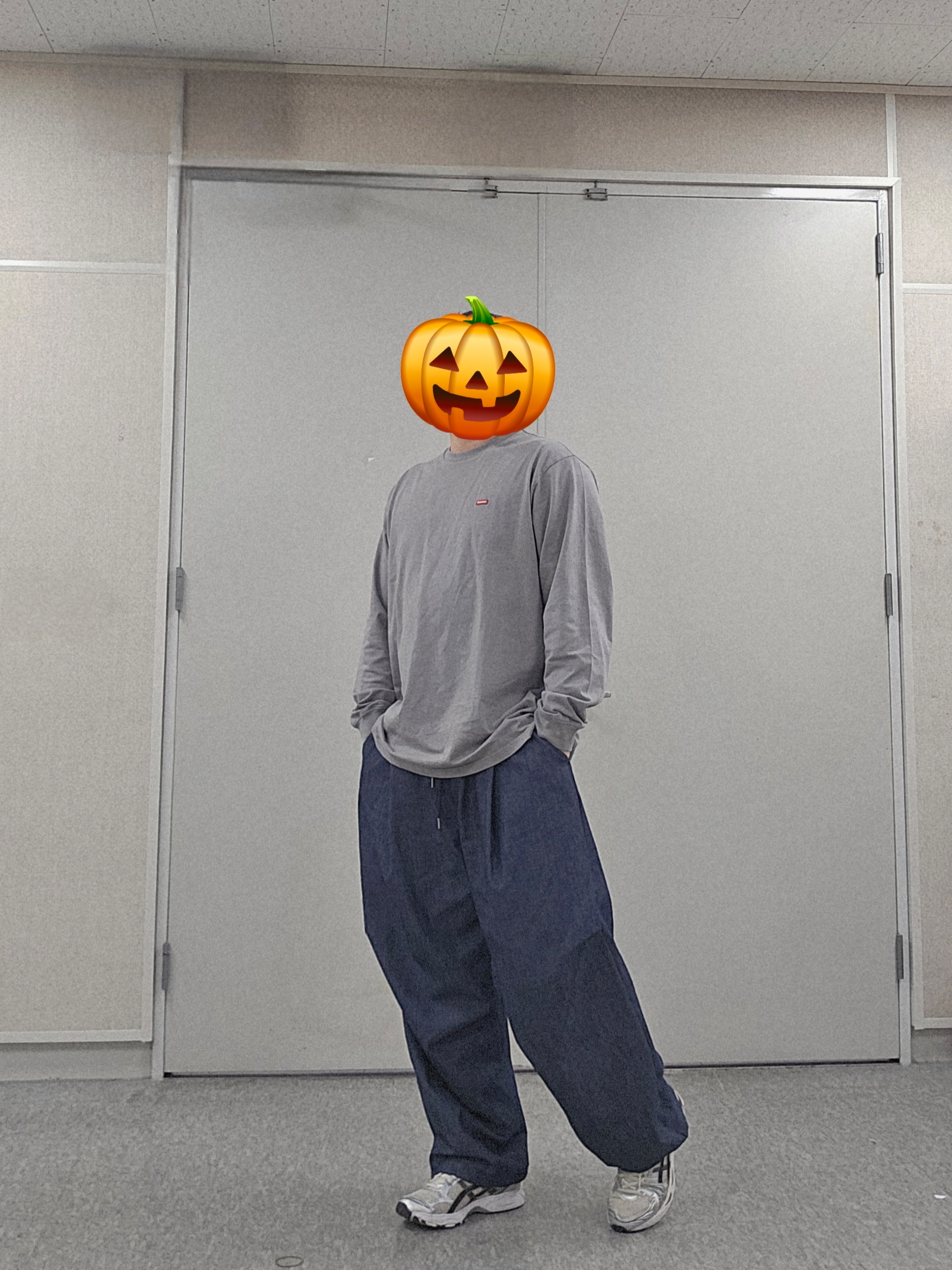 Supreme Small Box L/S T-Shirt Grey - 26SS, Asics Gel-Kayano 14 Cream Black 착용 스타일