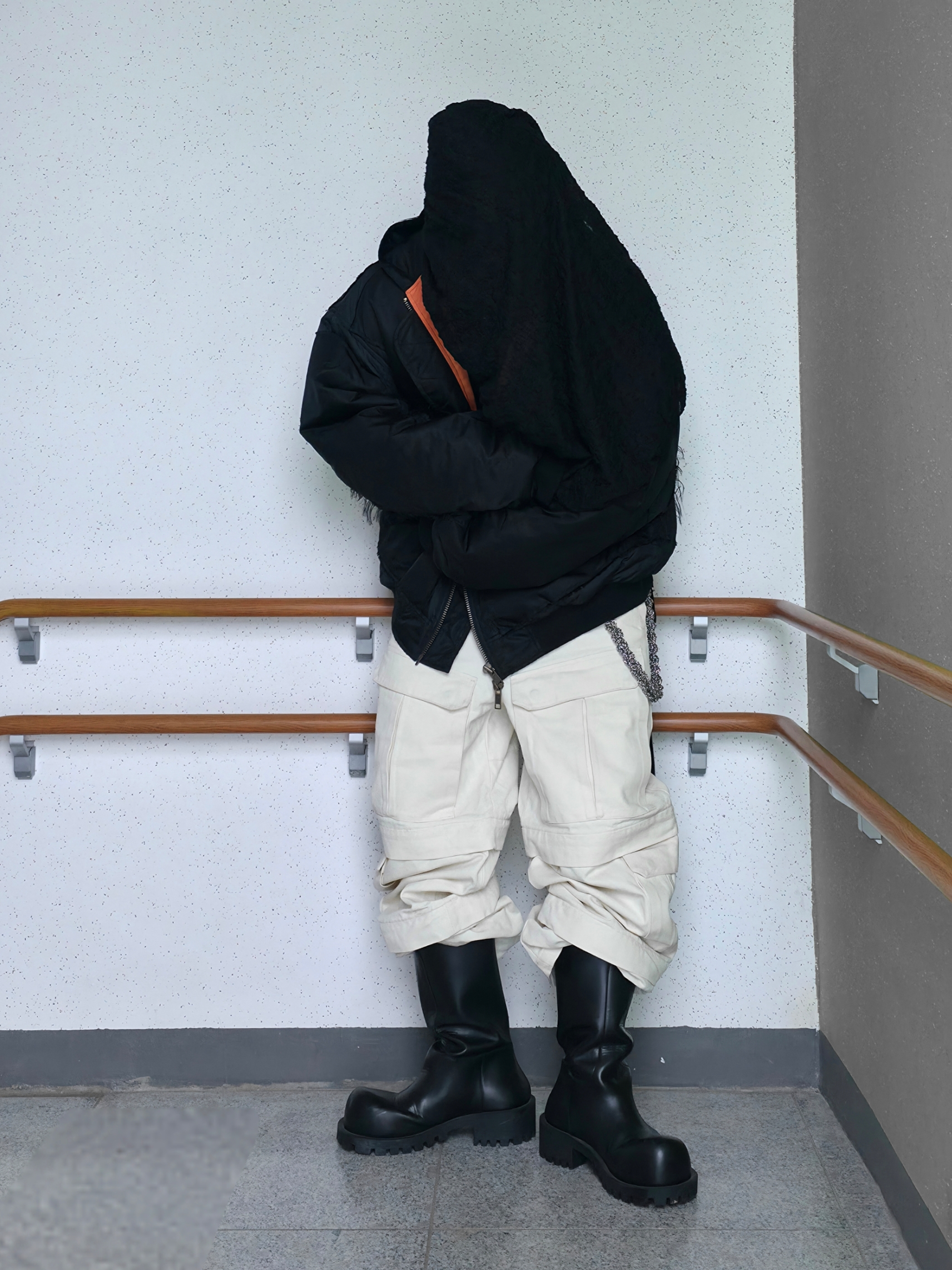 Project G/R Reworked Hooded Bomber Jacket Black, Balenciaga Hummer Boot Black 착용 스타일 - 5