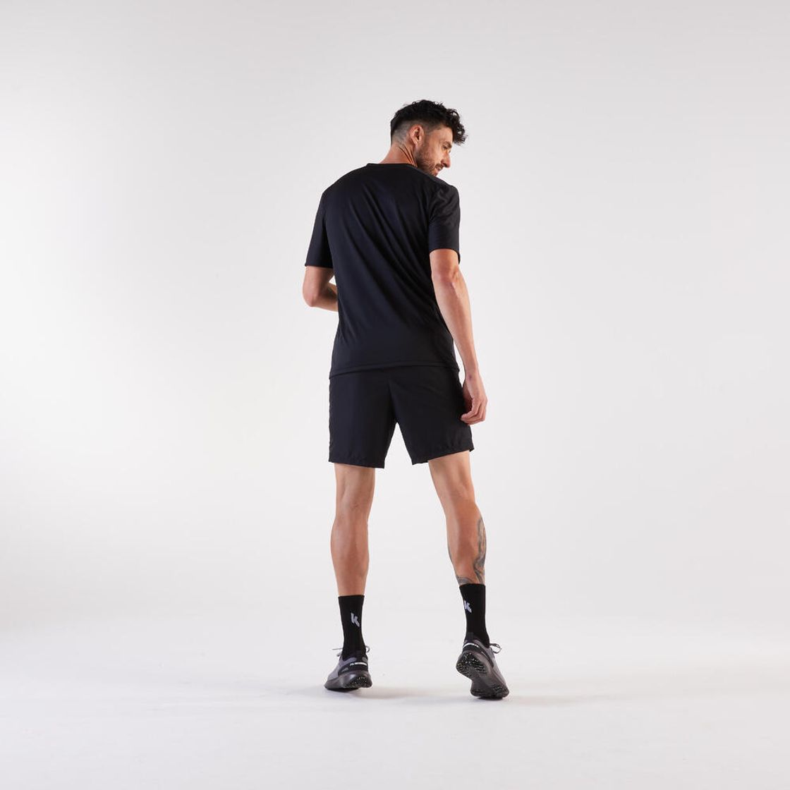 데카트론 남성 러닝 반팔 티 런 100 스모크 블랙(DECATHLON Men’s Running Short-Sleeved T-Shirt Run 100 Smoke Black) - 6