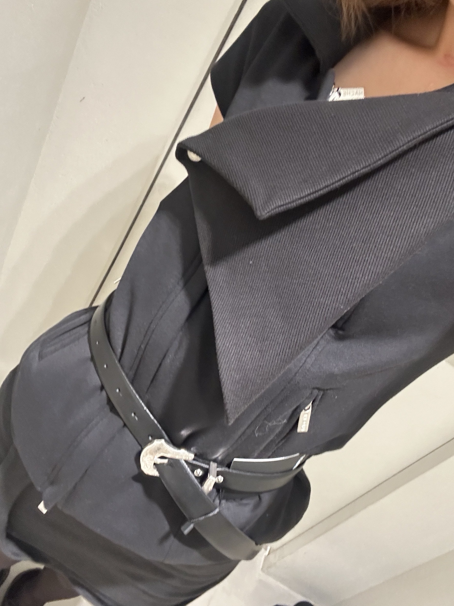 Nache Women 2-Way Slim Cotton Rider Jacket Black - 26SS, Toga Too Metal Buckle Slim Belt Black - 26SS 착용 스타일 - 4