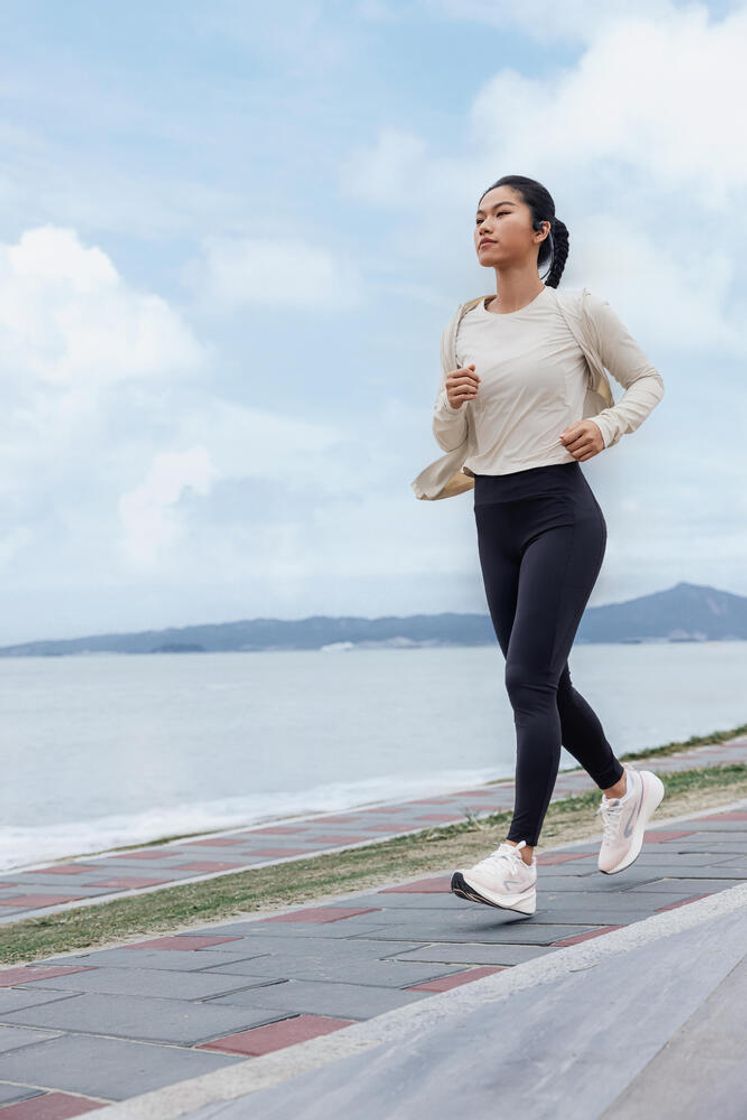데카트론 여성 러닝 크롭 반팔 티 런 드라이 500 린넨 베이지(DECATHLON Women's Running Crop Short-Sleeved T-Shirt Run Dry 500 Linen Beige) - 10
