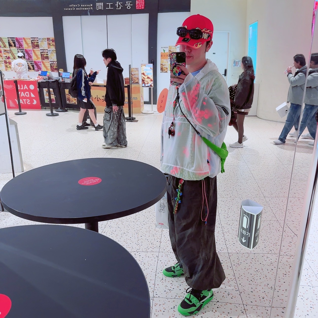 Nike ACG x Cactus Plant Flea Market L/S Crew Multicolor, Nike ACG x Cactus Plant Flea Market Anorak Jacket White 착용 스타일 - 1