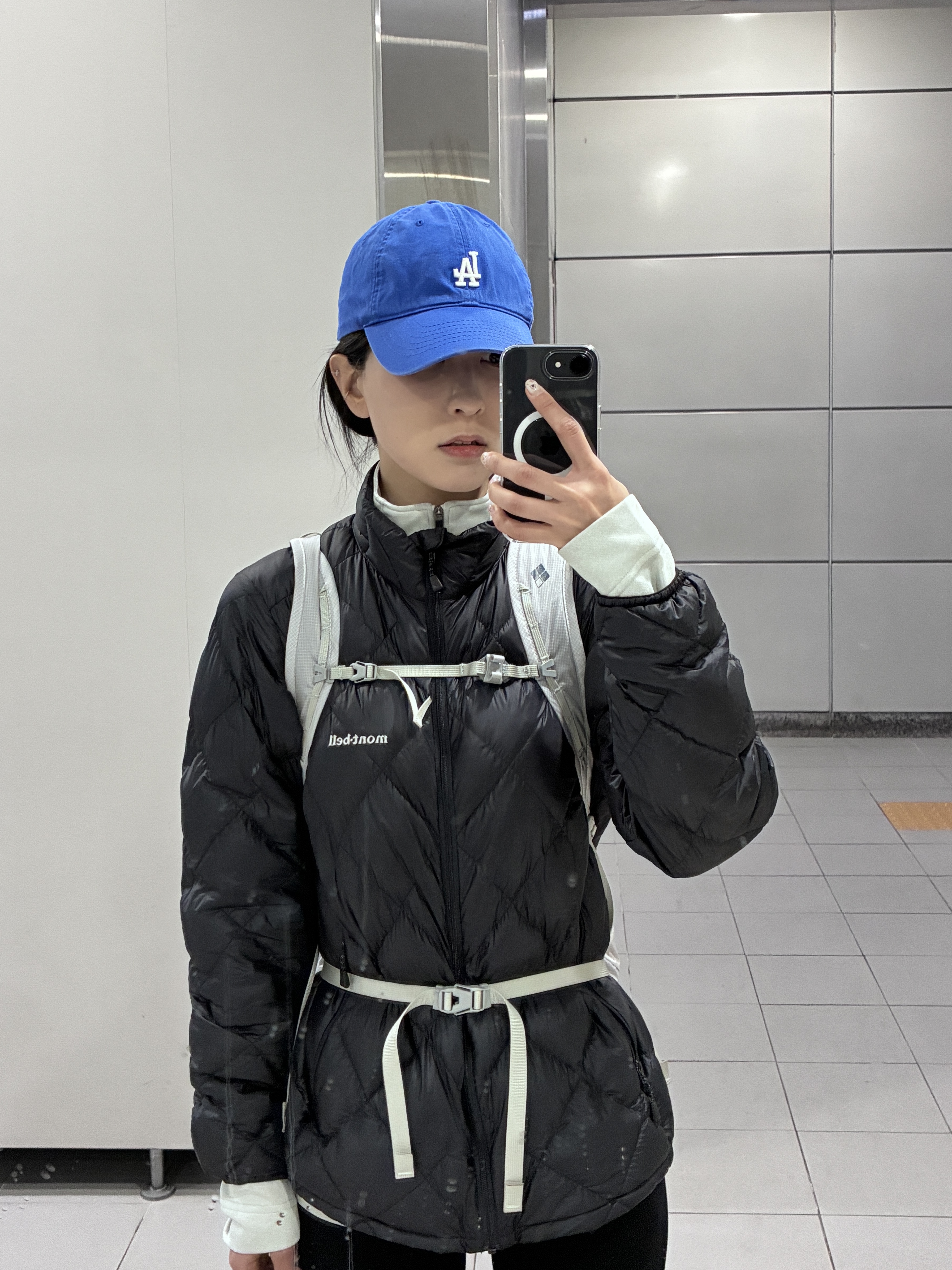 MLB Rookie Unstructure Ball Cap LA Dodgers Blue, Montbell Versalite Pack 20 Backpack Ice White 착용 스타일 - 2