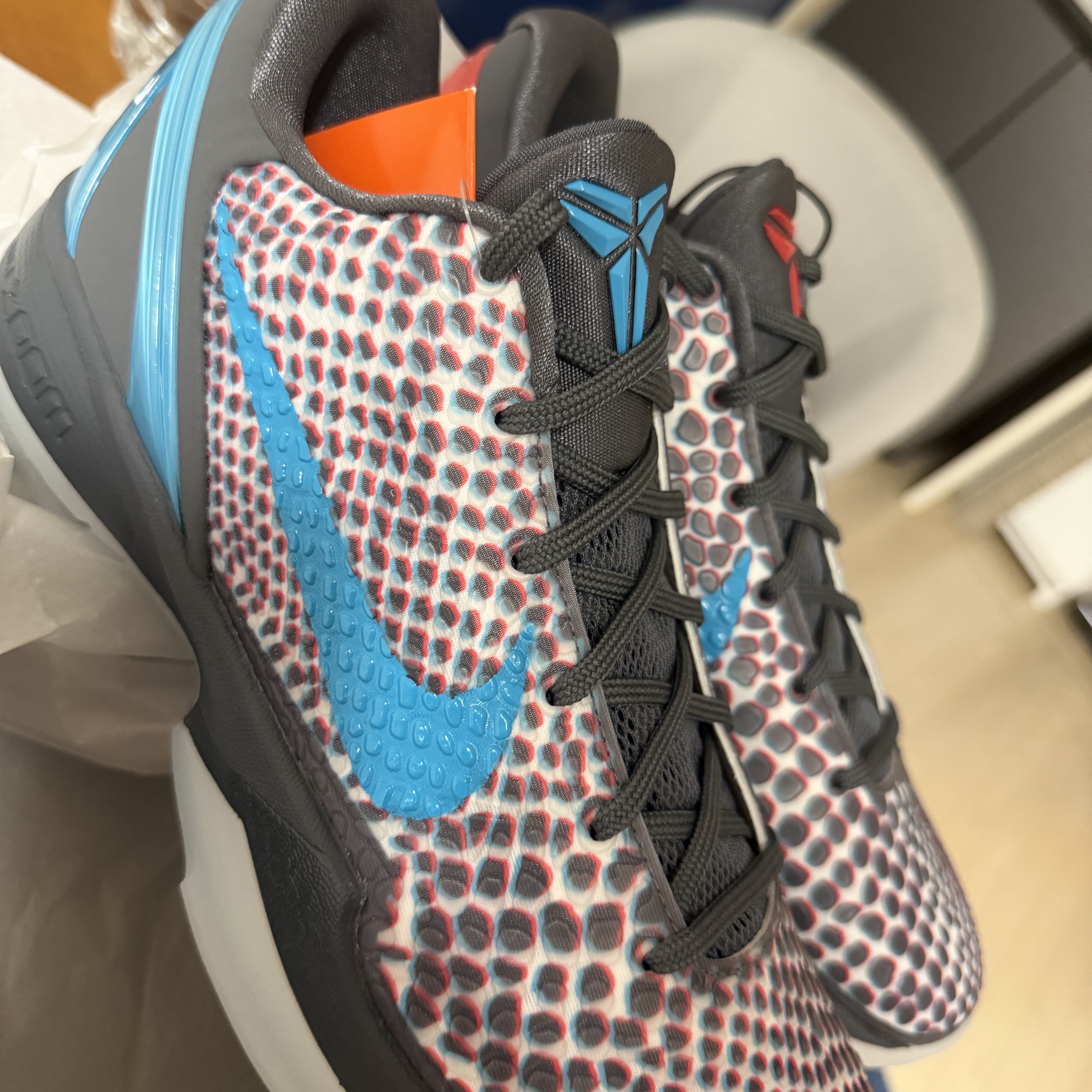 Nike Kobe 6 Protro 3D Dark Grey Chlorine Blue 착용 스타일 - 3