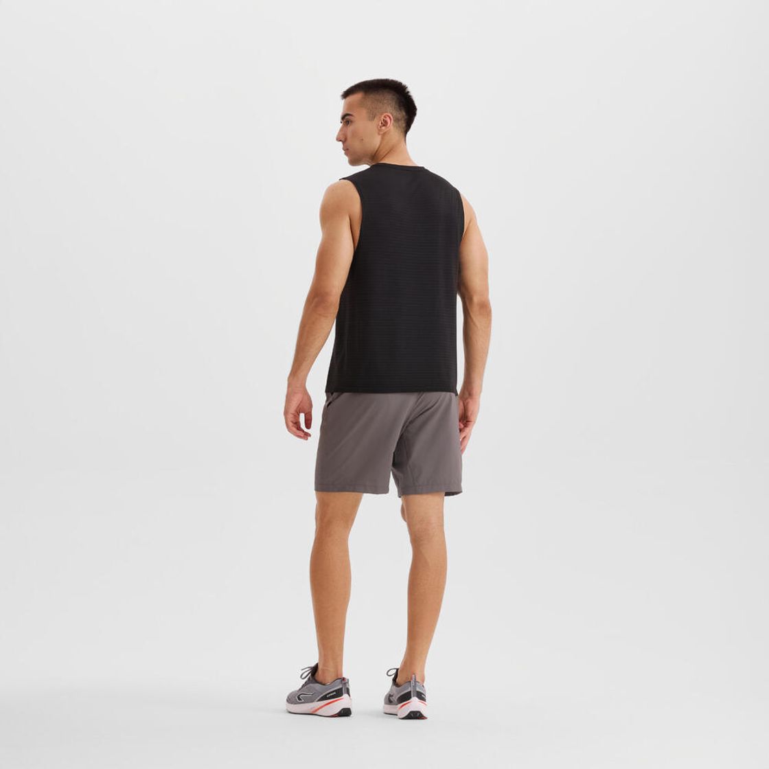 데카트론 남성 러닝 심리스 싱글렛 컴포트 500 스모크 블랙(DECATHLON Men's Running Seamless Singlet Comfort 500 Smoke Black) - 4