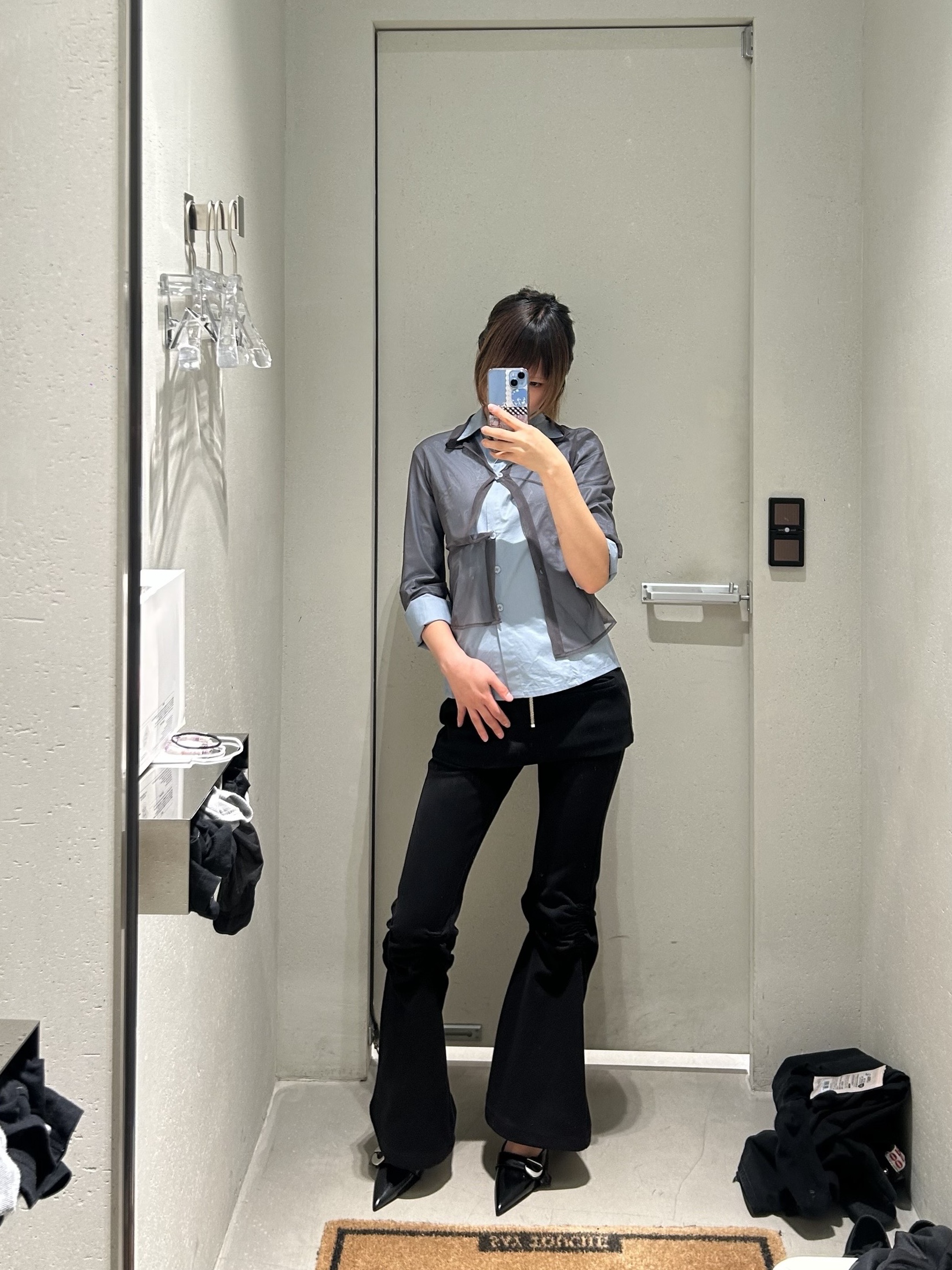 Nache Women Exposure Zip Sweat Skirt Pants Black - 26SS, Coperni Women Belt Stiletto Black - 25FW 착용 스타일 - 1