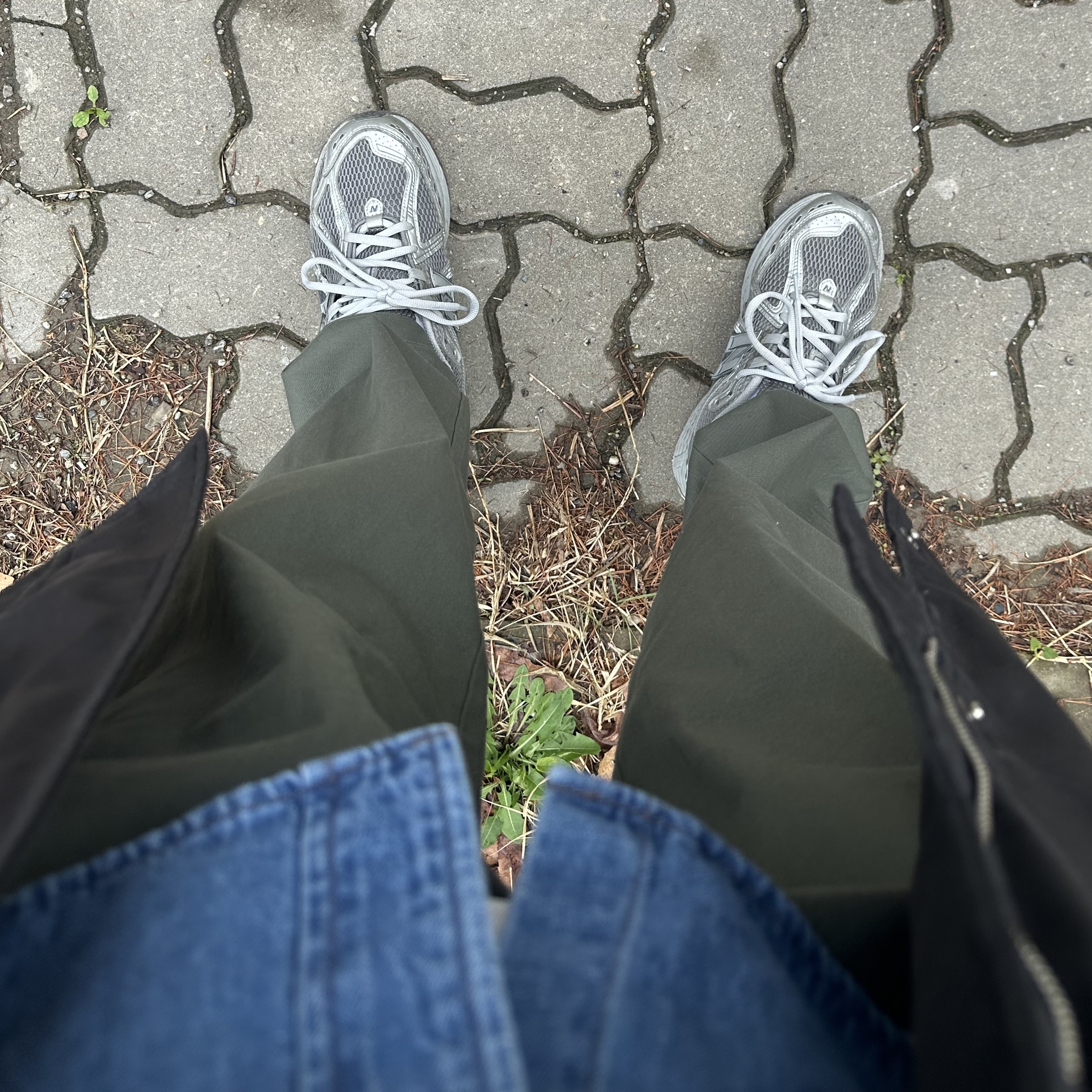 New Balance 1906R Harbor Grey Silver Metalic 착용 스타일