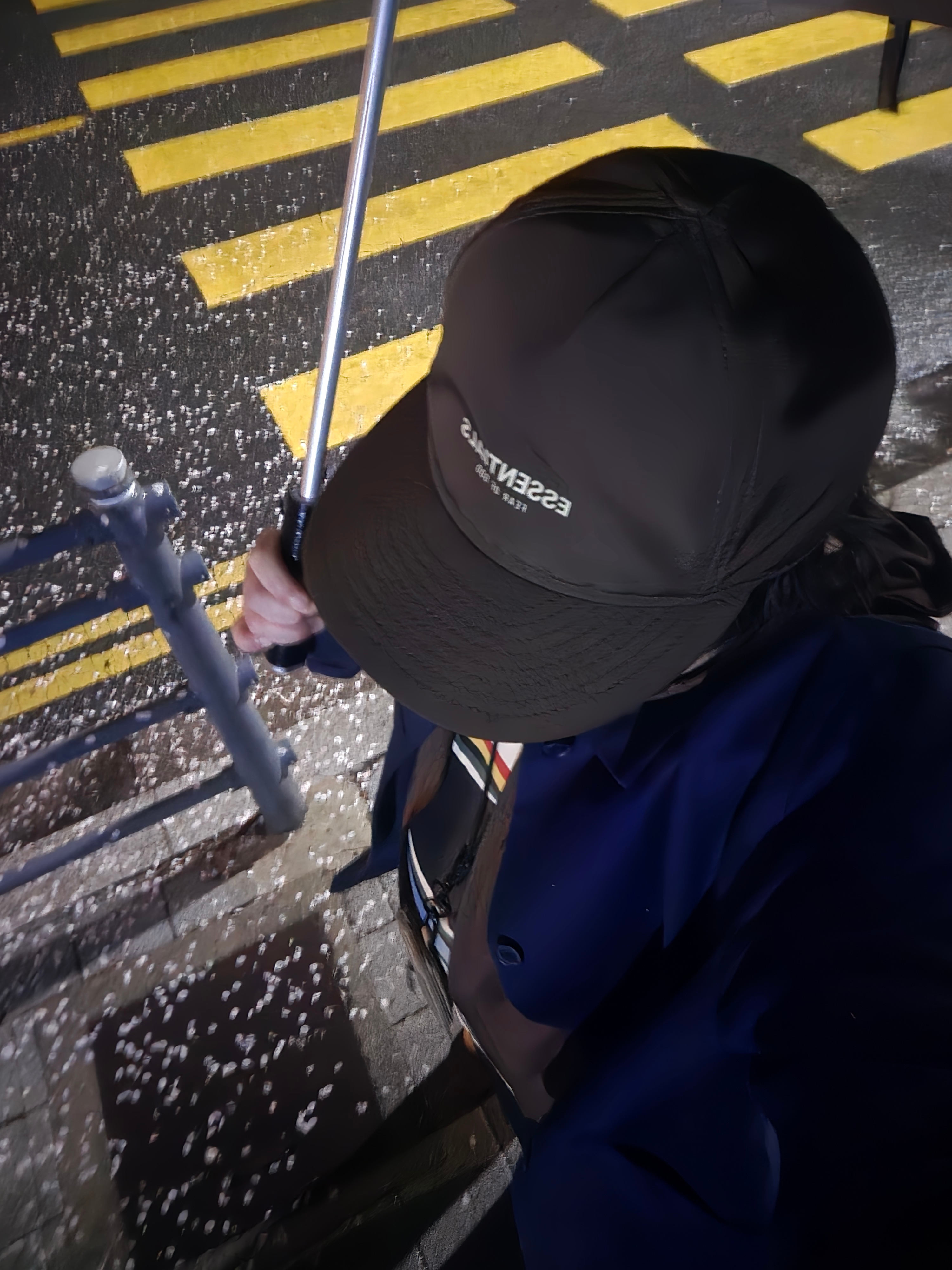 Essentials x New Era Retro Crown Strapback Brown, (W) Adidas Superstar Vintage Core Black Cloud White 착용 스타일 - 1