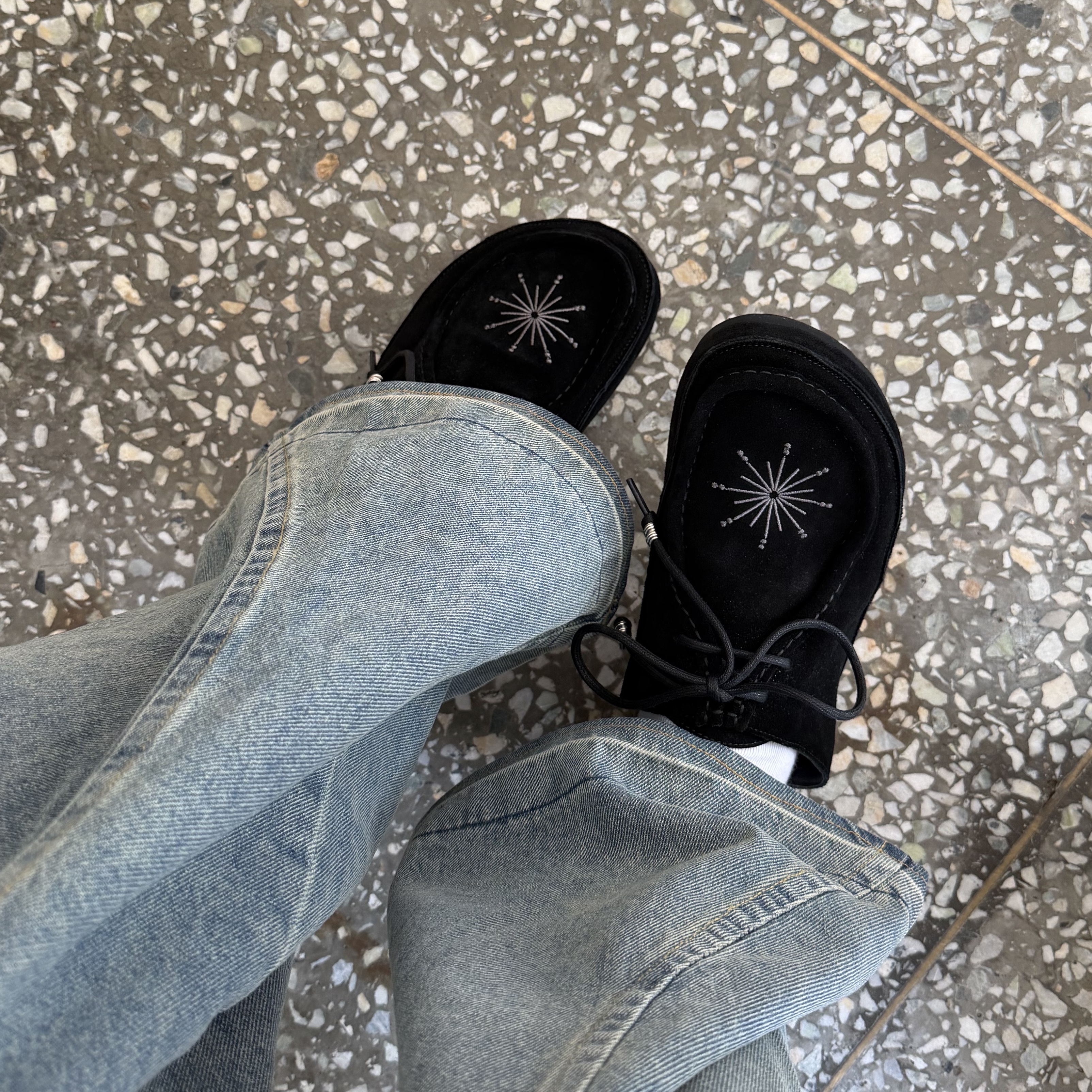 Millo Archive X Negative Three Crescendo Desert Mule Black 착용 스타일