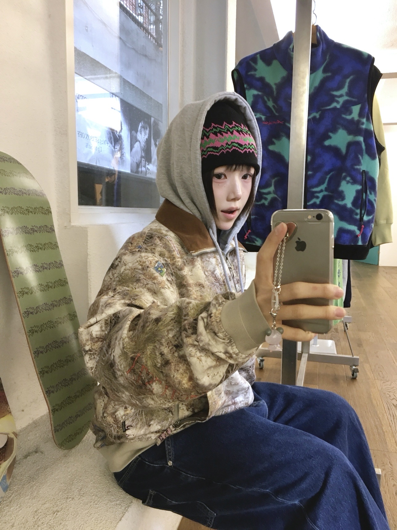 [더블적립] YESEYESEE Zip Work Jacket Camo, [더블적립] YESEYESEE SN Pointy Beanie Black 착용 스타일 - 3