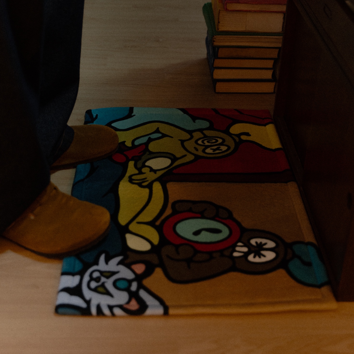 [SAMBYPEN X SAY TOUCHE] ‘LAZY’ Mini Rug, [SAMBYPEN X SAY TOUCHE] 'CACTUS' Cushion 착용 스타일 - 4