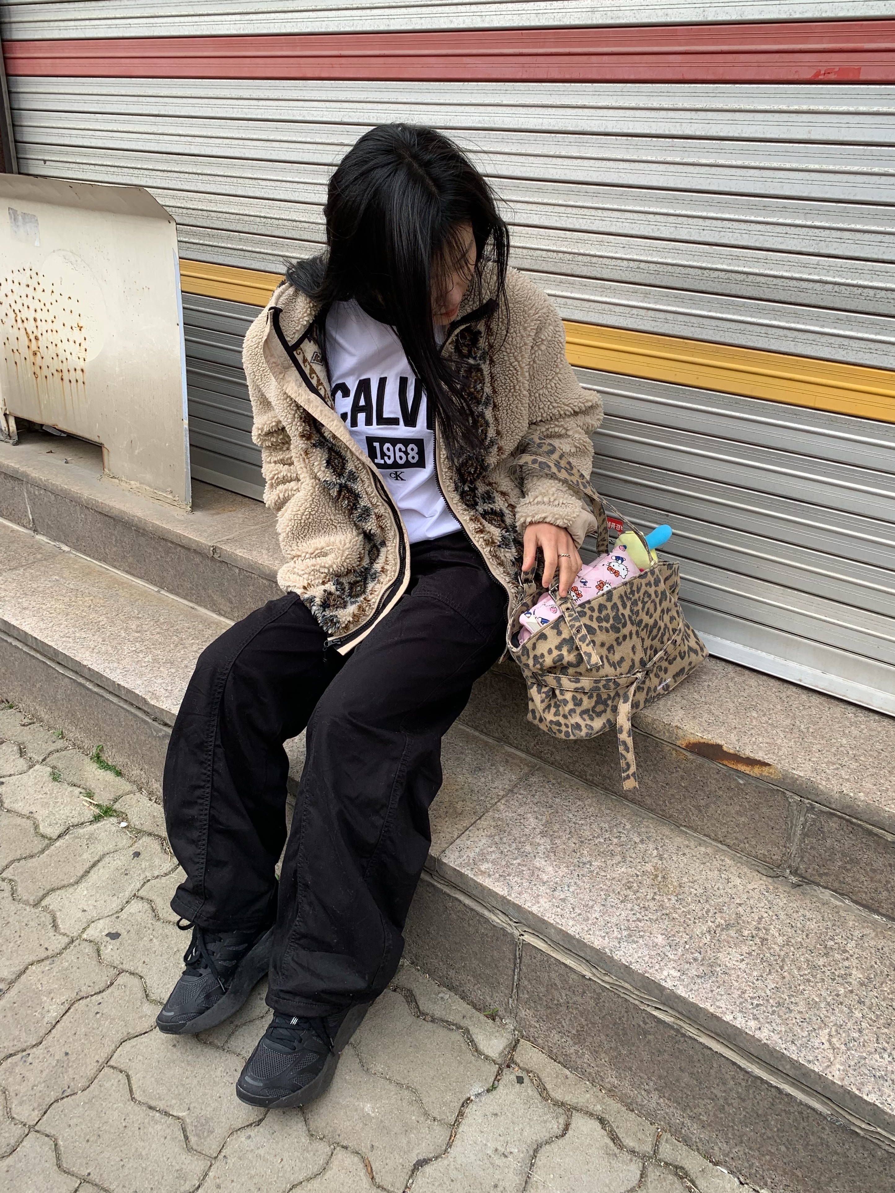 Adidas Adizero Aruku Core Black Carbon, Stussy Lima Jacquard Sherpa Jacket Black 착용 스타일