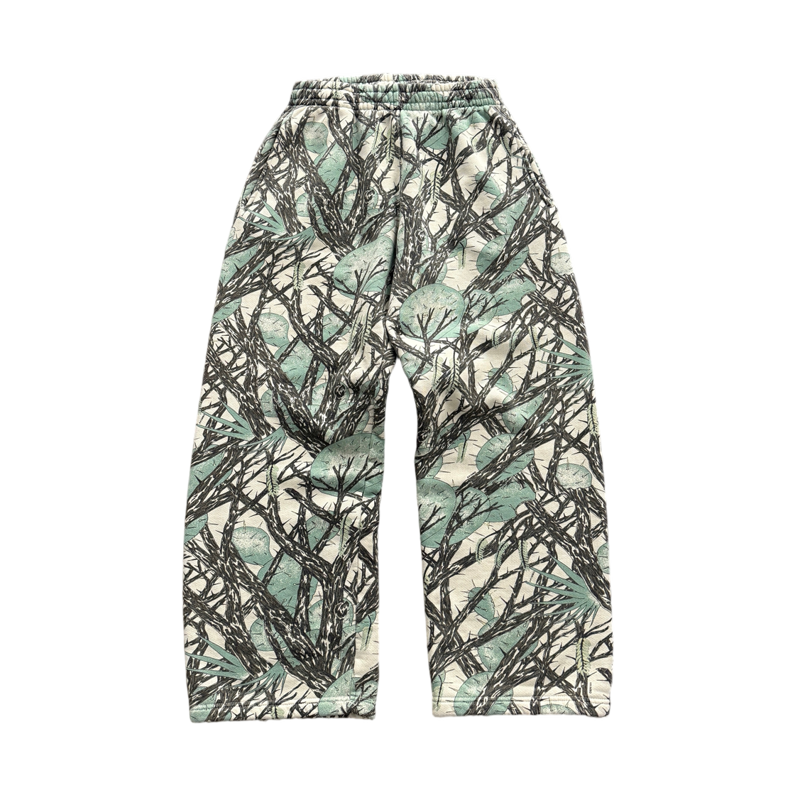 아킴보 클럽 스트레이트 레그 스웨트팬츠 모하비 카모(Akimbo Club Straightleg Sweatpants Mojave Camo)