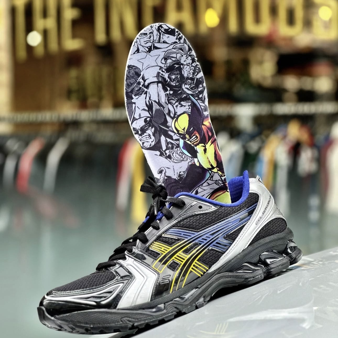 Asics x Kith x Marvel vs. Capcom Gel-Kayano 14 Wolverine Black 착용 스타일 - 3