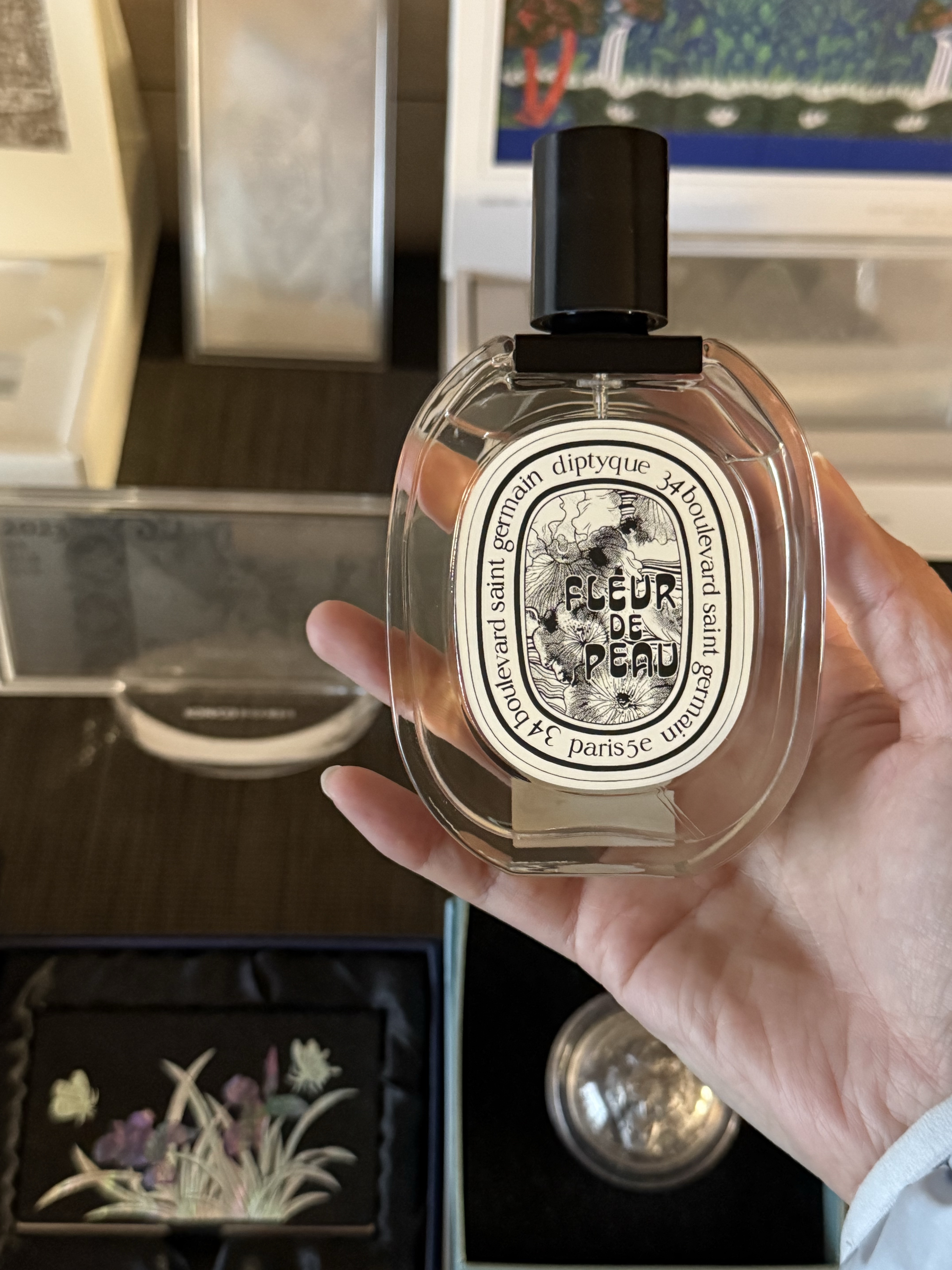 Diptyque Fleur De Peau Eau De Toilette 100ml, Musinsa Standard City Leisure Hooded Light Down Jacket Cloudy Blue 착용 스타일 - 1