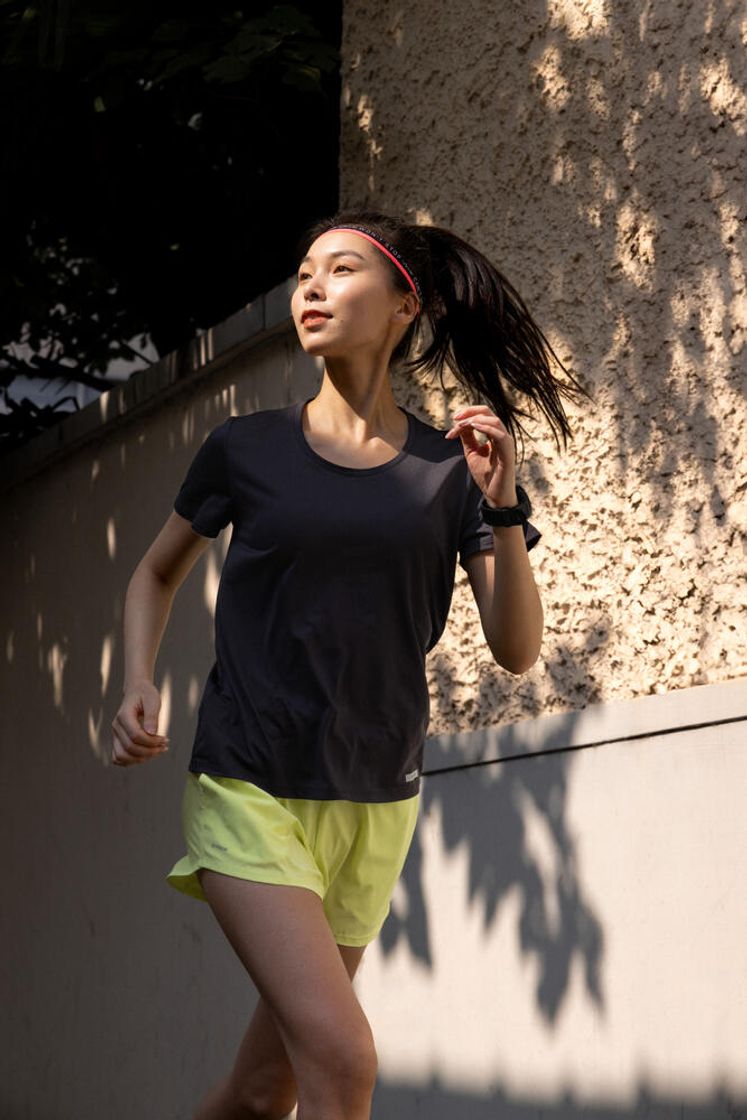 데카트론 여성 러닝 반팔 티 런 드라이 100 스모크 블랙(DECATHLON Women's Running Short-Sleeved T-Shirt Run Dry 100 Smoke Black) - 7