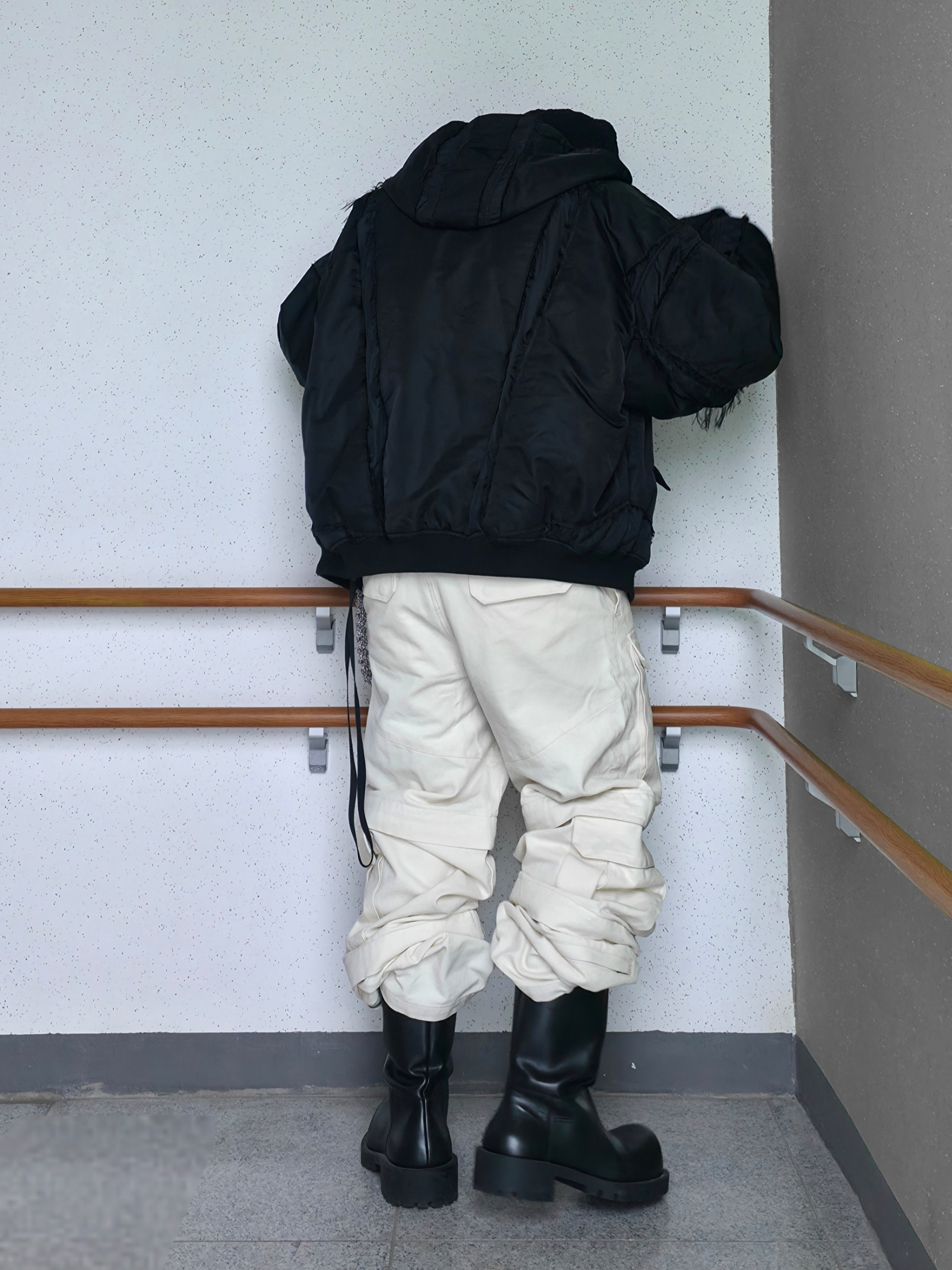 Project G/R Reworked Hooded Bomber Jacket Black, Balenciaga Hummer Boot Black 착용 스타일 - 9