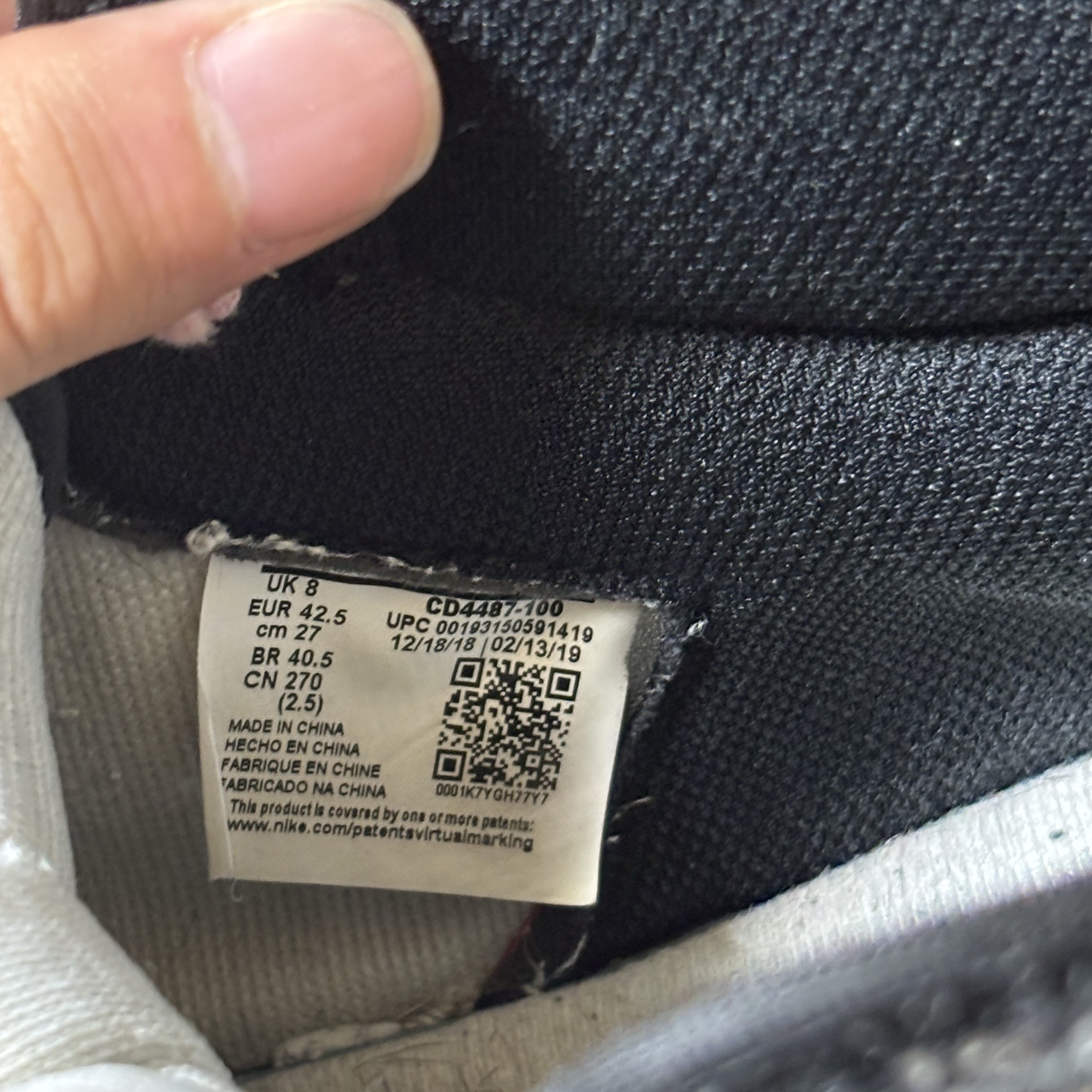 Jordan 1 x Travis Scott Retro High OG SP Mocha 착용 스타일 - 6