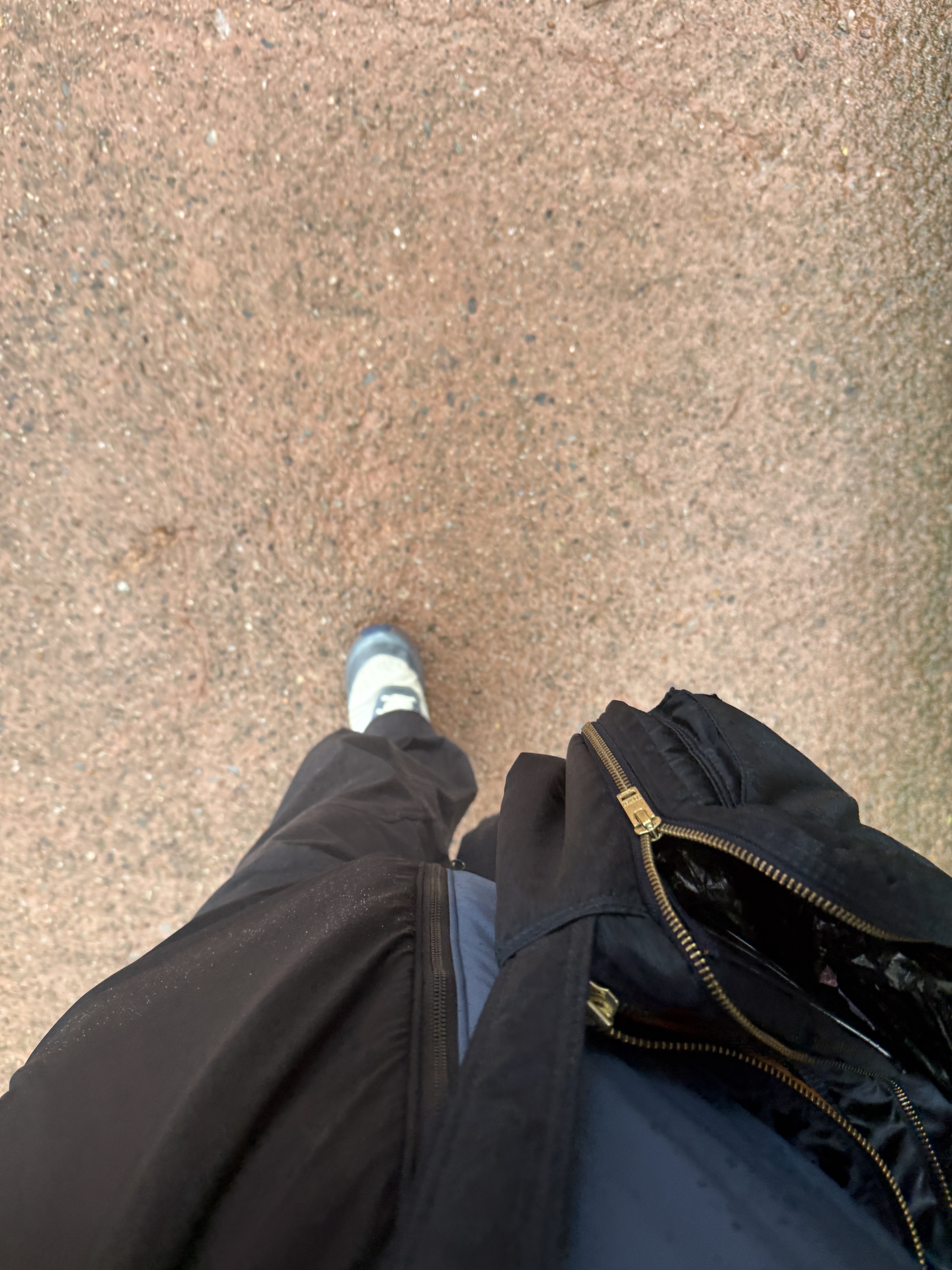 Arc'teryx x Beams Atom LT Hoody Boro Blue 착용 스타일