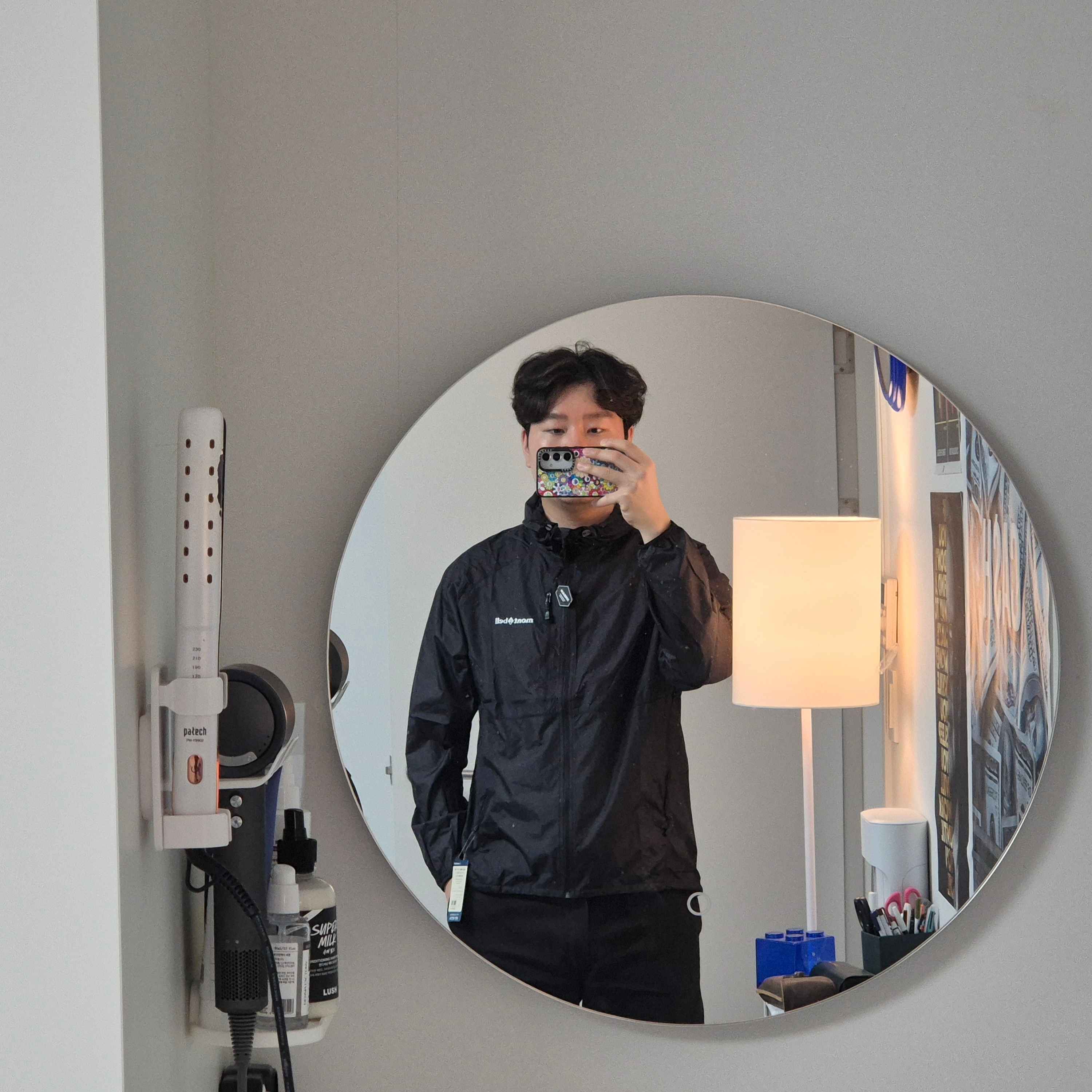 Montbell Wind Blast Hooded Jacket Black 착용 스타일 - 1