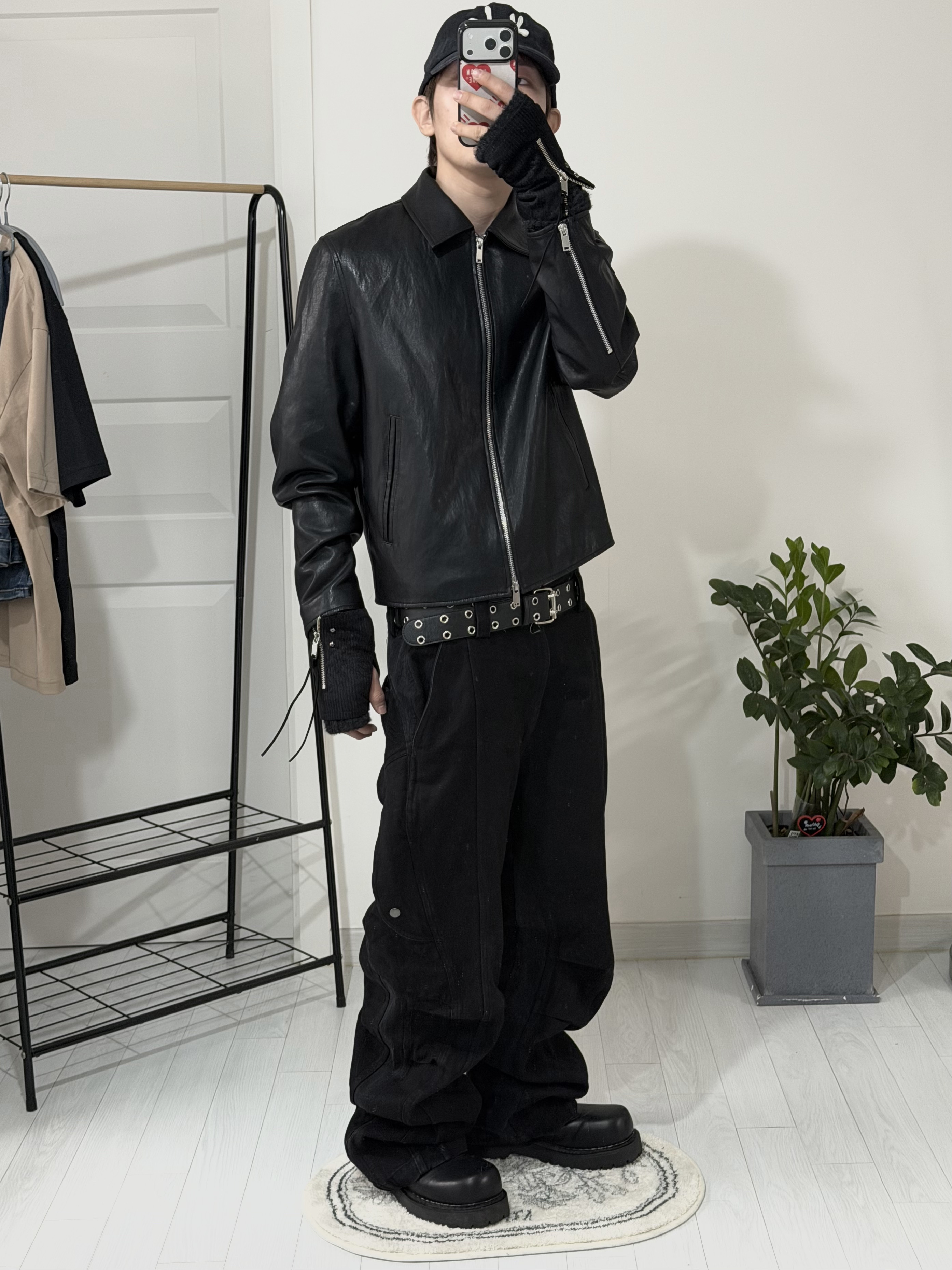 IGNOTA Core:14 Leaf Cargo Pants Black, CHOWOO Vintage Washed Downfall Cap Washed Black 착용 스타일