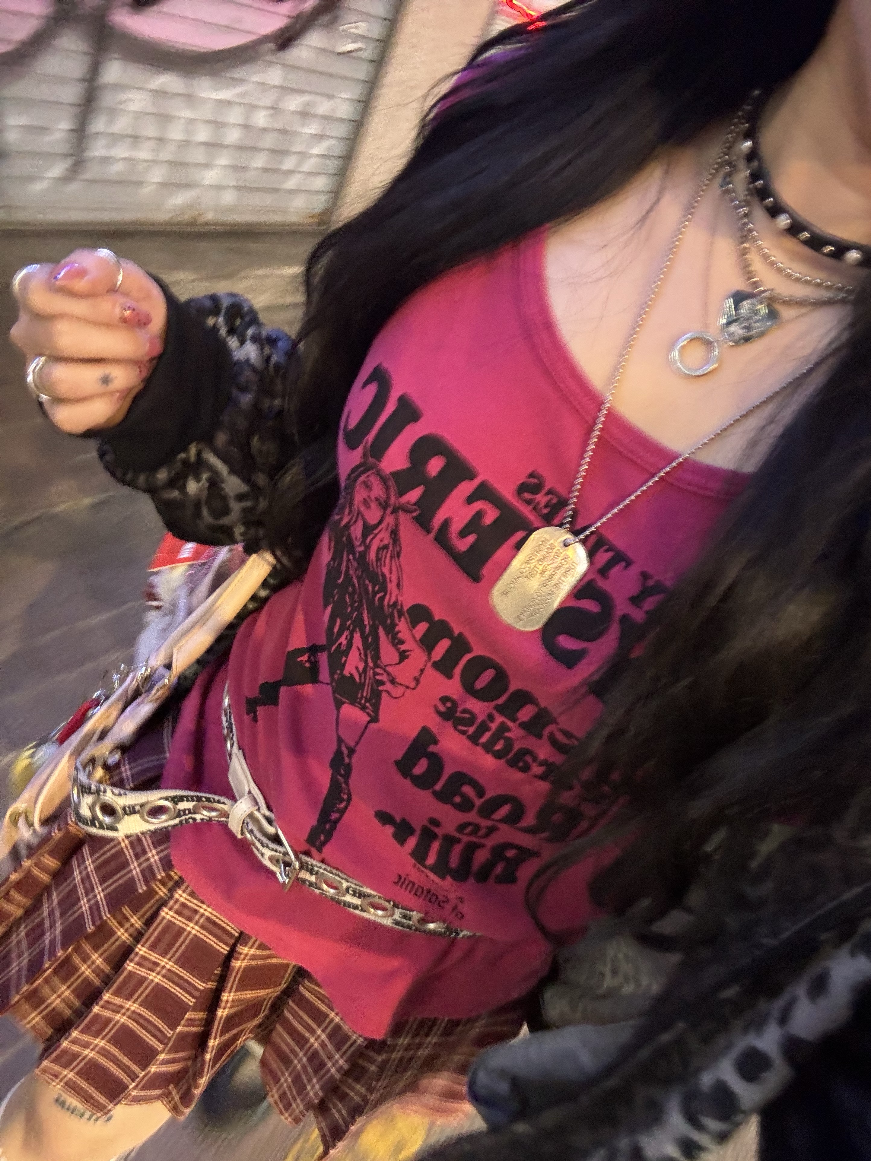 (W) Hysteric Glamour Bad Ass Mama Jumper Black, (W) Hysteric Glamour On Skull Pick Necklace Silver 착용 스타일 - 4