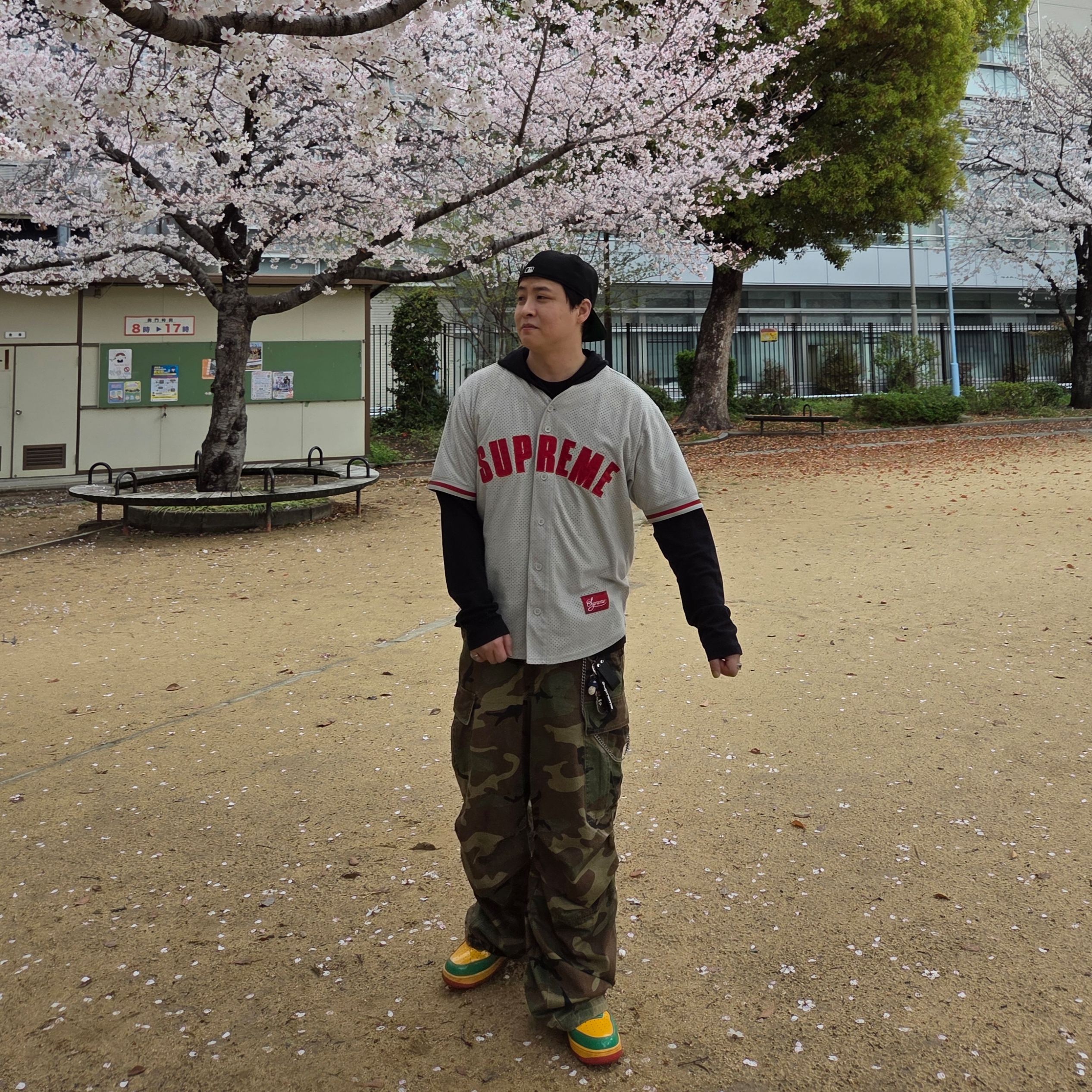 Supreme Ultrasuede Mesh Baseball Jersey Grey - 24SS, NOD Stone Washed Cargo Pants Camo 착용 스타일 - 1