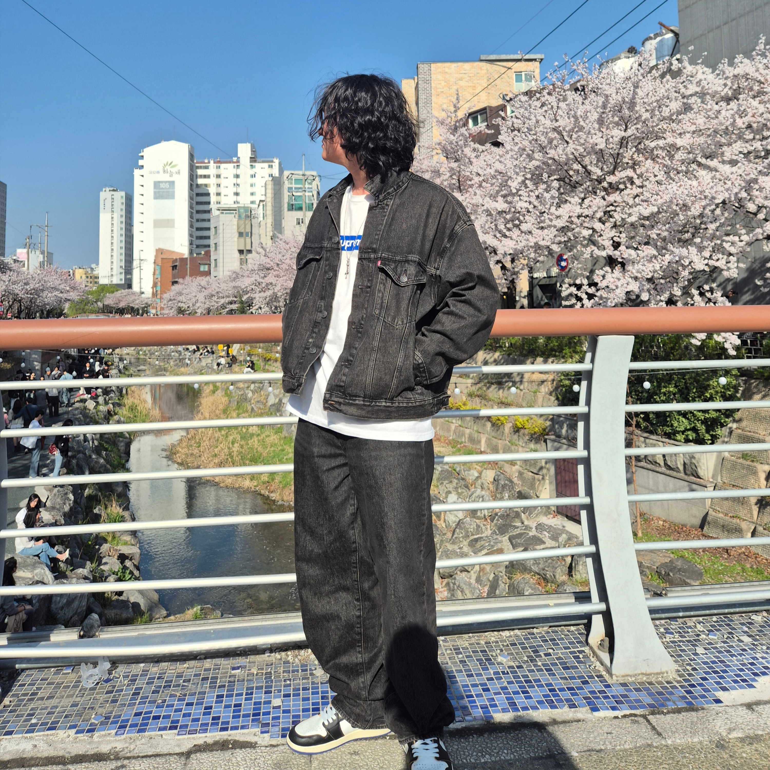 Levi's x Jordan Type III Trucker Black, Levi's x Jordan Baggy Jean Black 착용 스타일