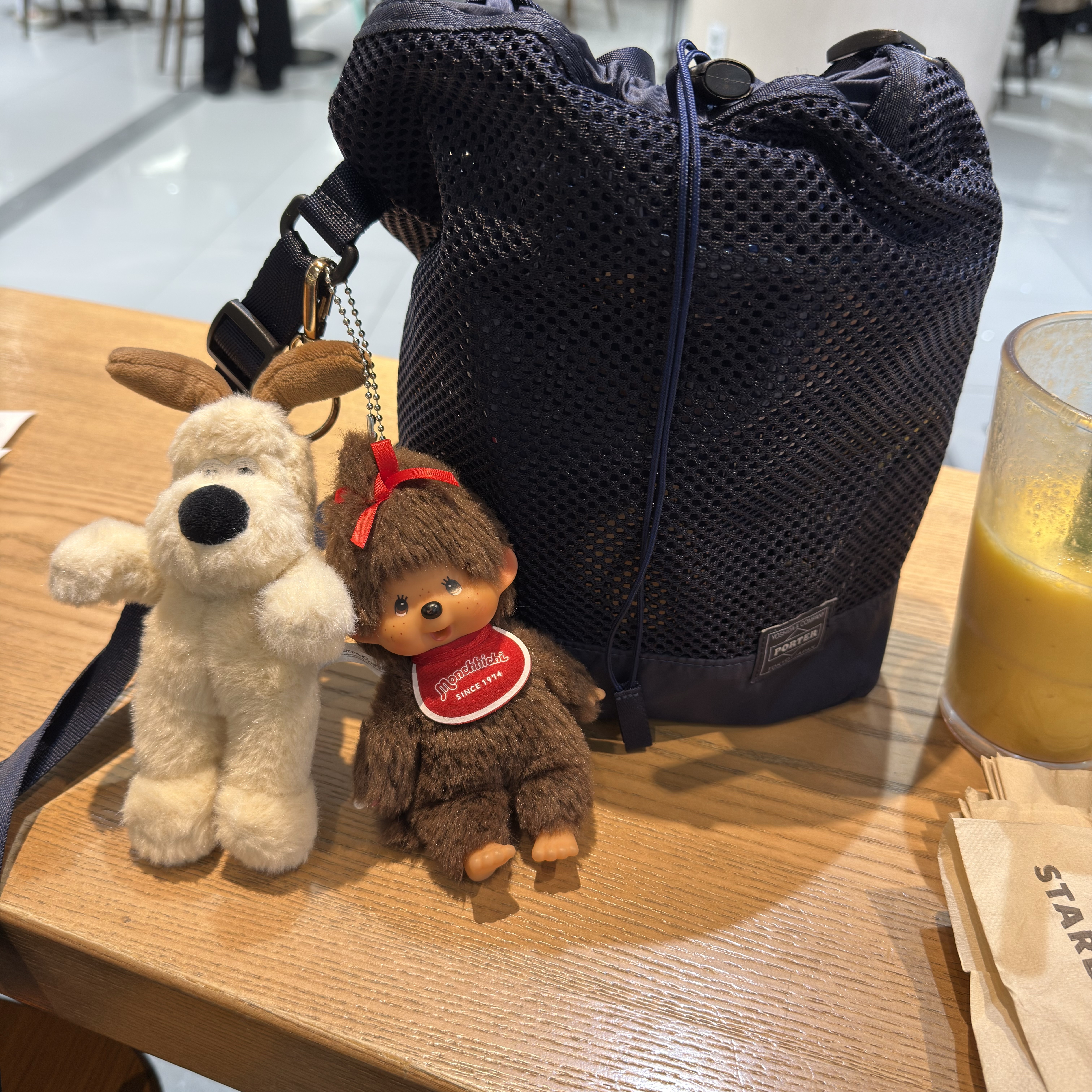 Dream C&C Wallace & Gromit Mini Keyring Plush 12cm, Monchhichi SS Girl Key Chain Brown 착용 스타일