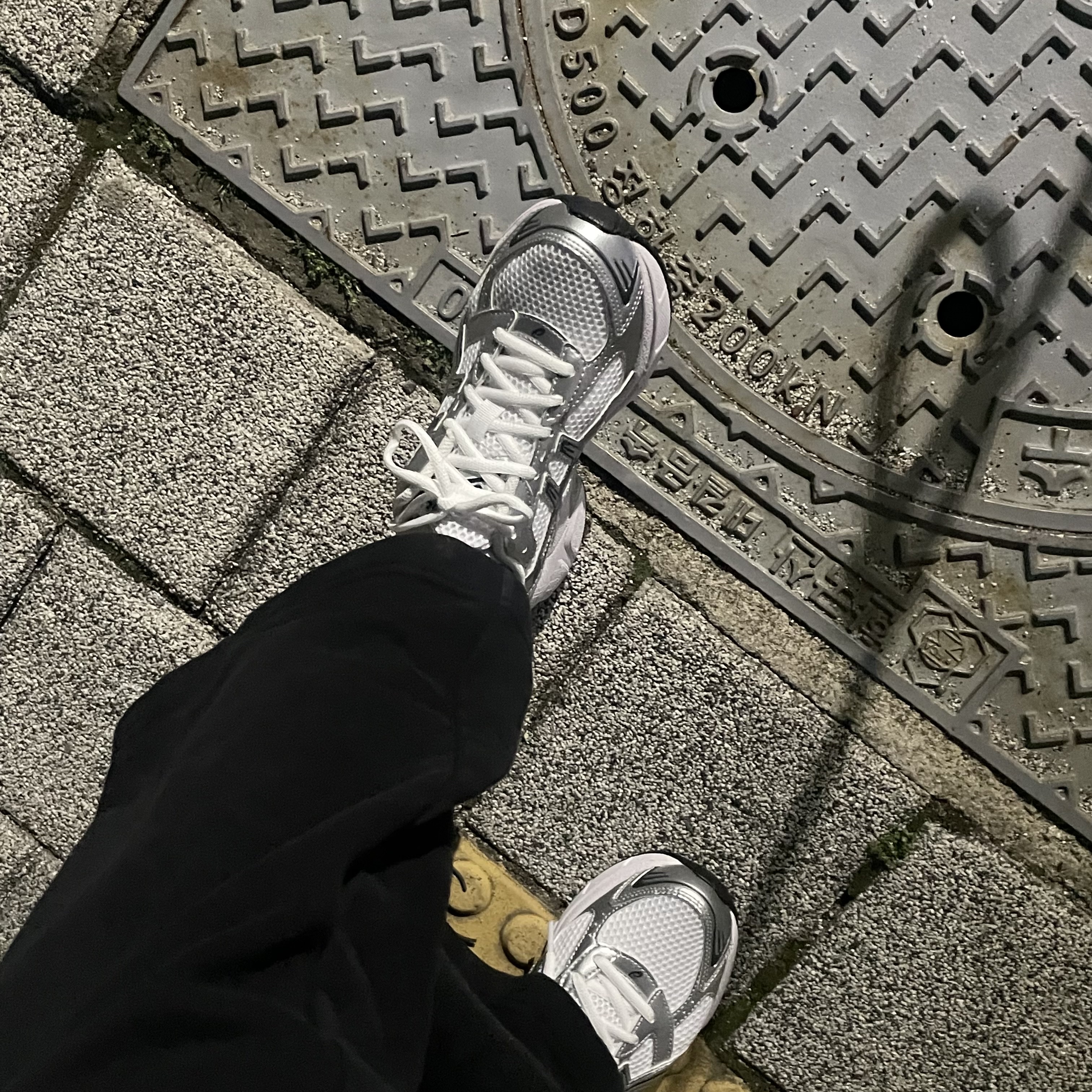 Asics Gel-1130 White Pure Silver 착용 스타일