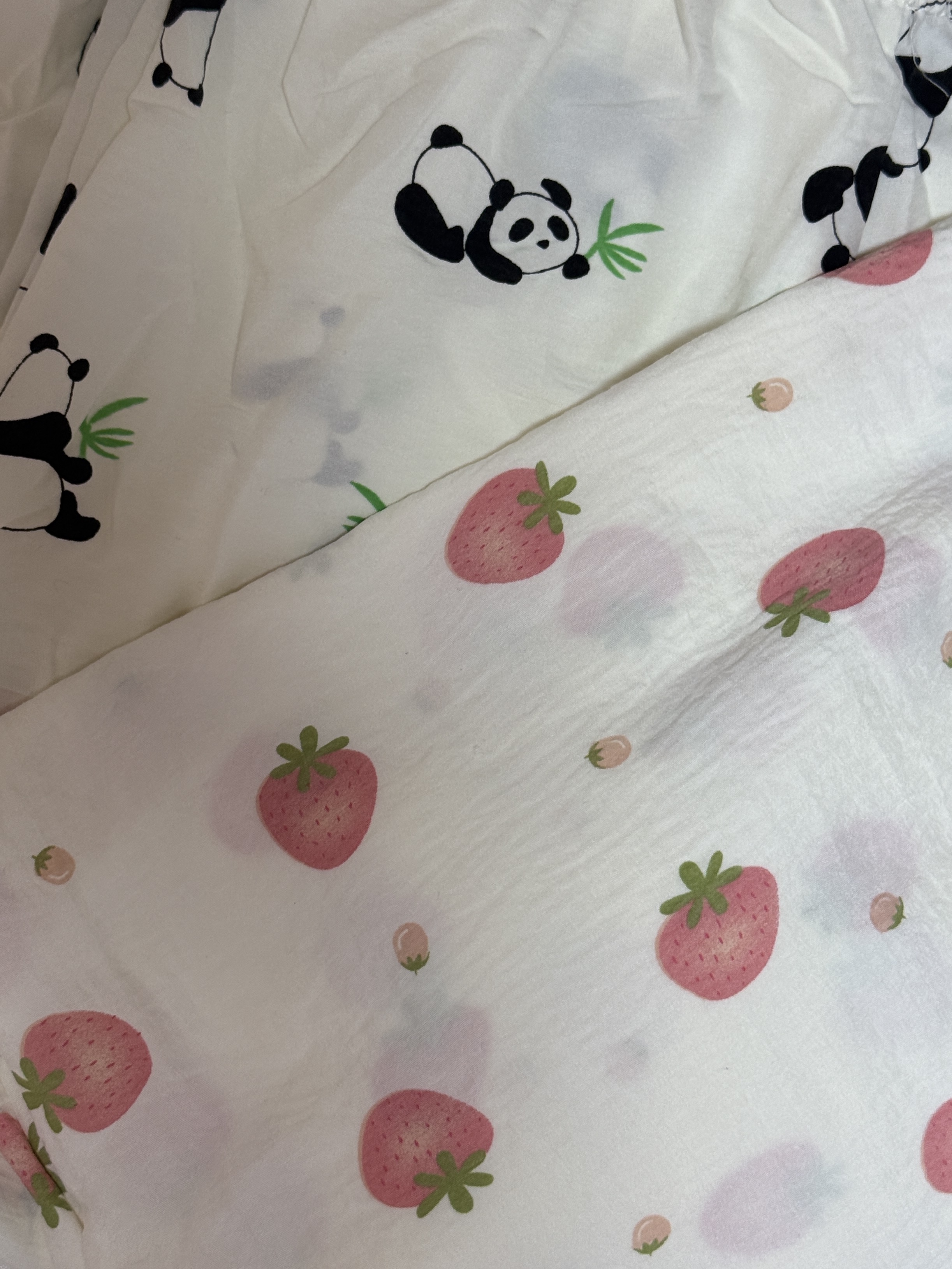 [3% 적립] (W) AONE Cozy Fit 9/10 Lounge Pants Strawberry, [3% 적립] (W) AONE Cozy Fit 9/10 Lounge Pants Panda 착용 스타일 - 1