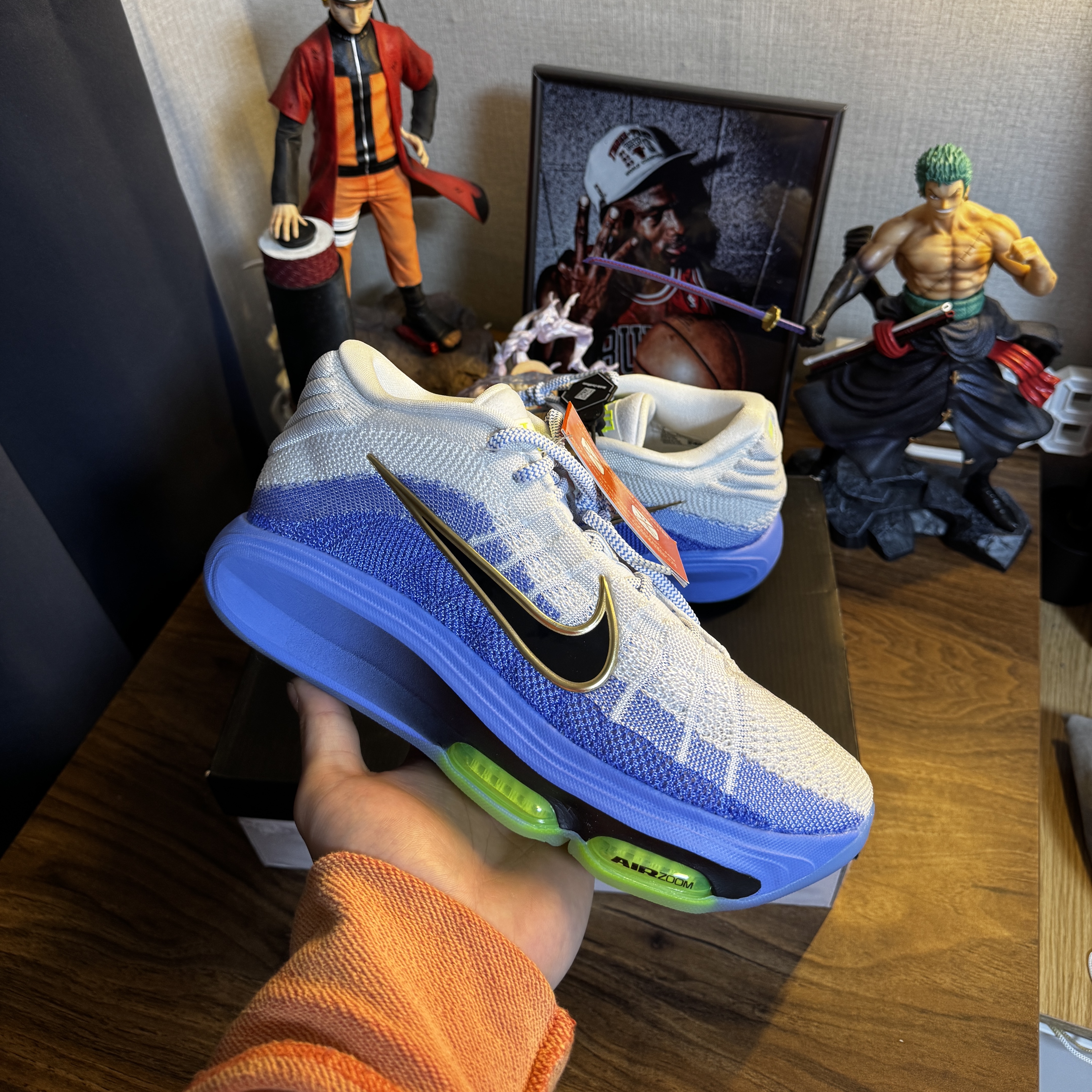 Nike Air Zoom G.T. Hustle 3 EP White Royal Pulse 착용 스타일