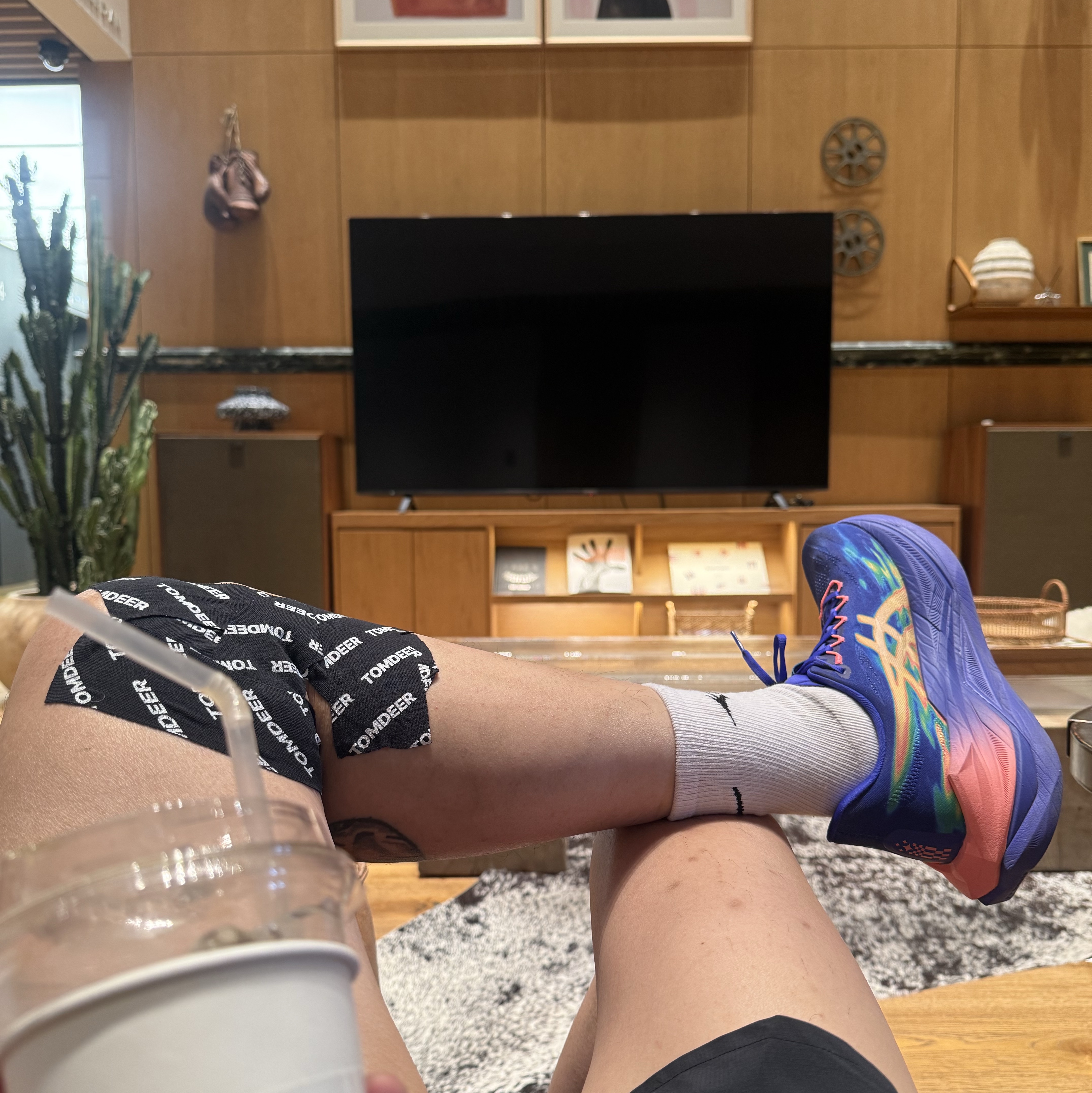 Asics Superblast 3 Cobalt Burst Light Orange 착용 스타일