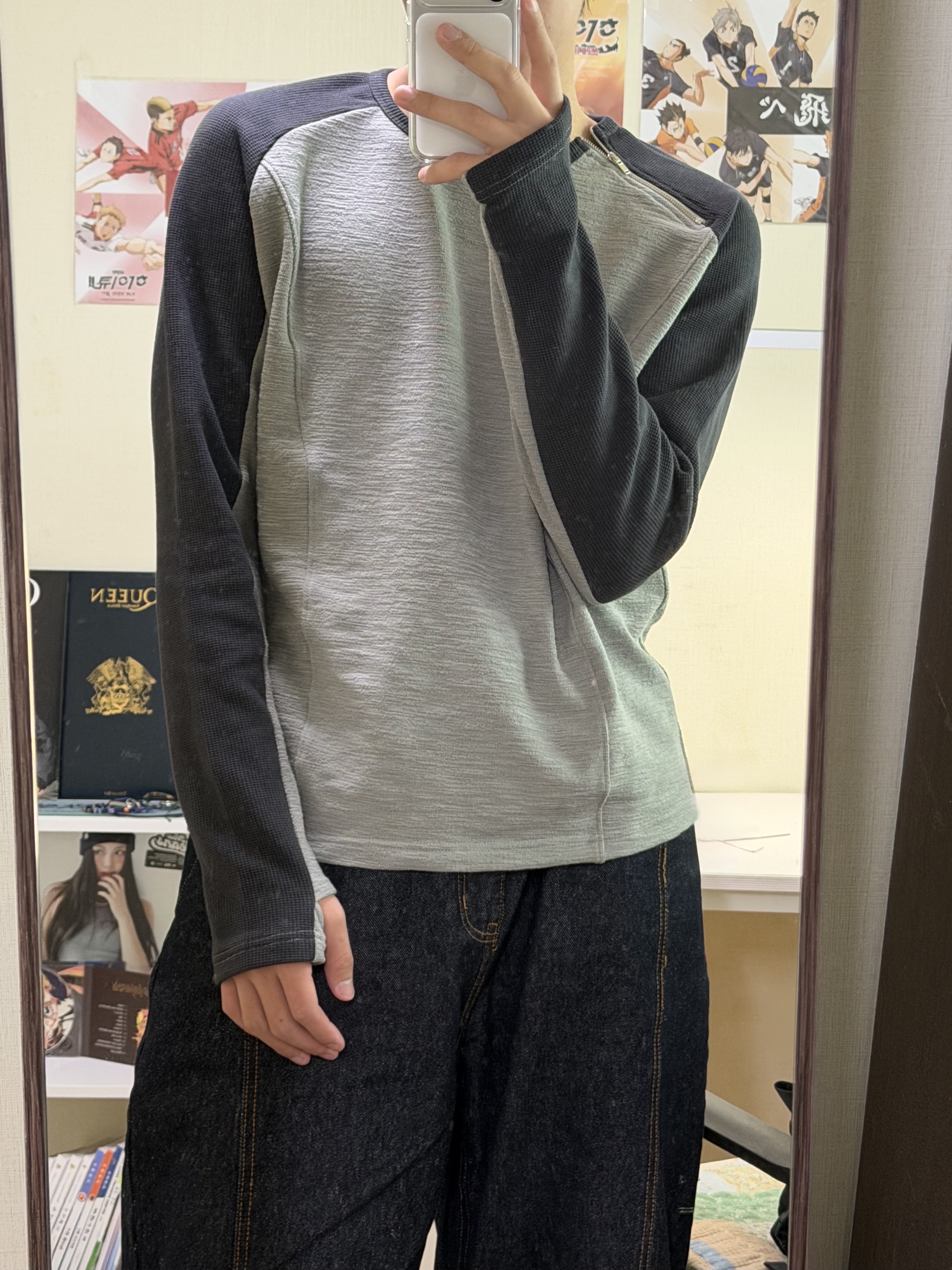 NewJeans How Sweet Standard (Hyein Ver.), Honda Wind Shell Jacket Black 착용 스타일 - 1