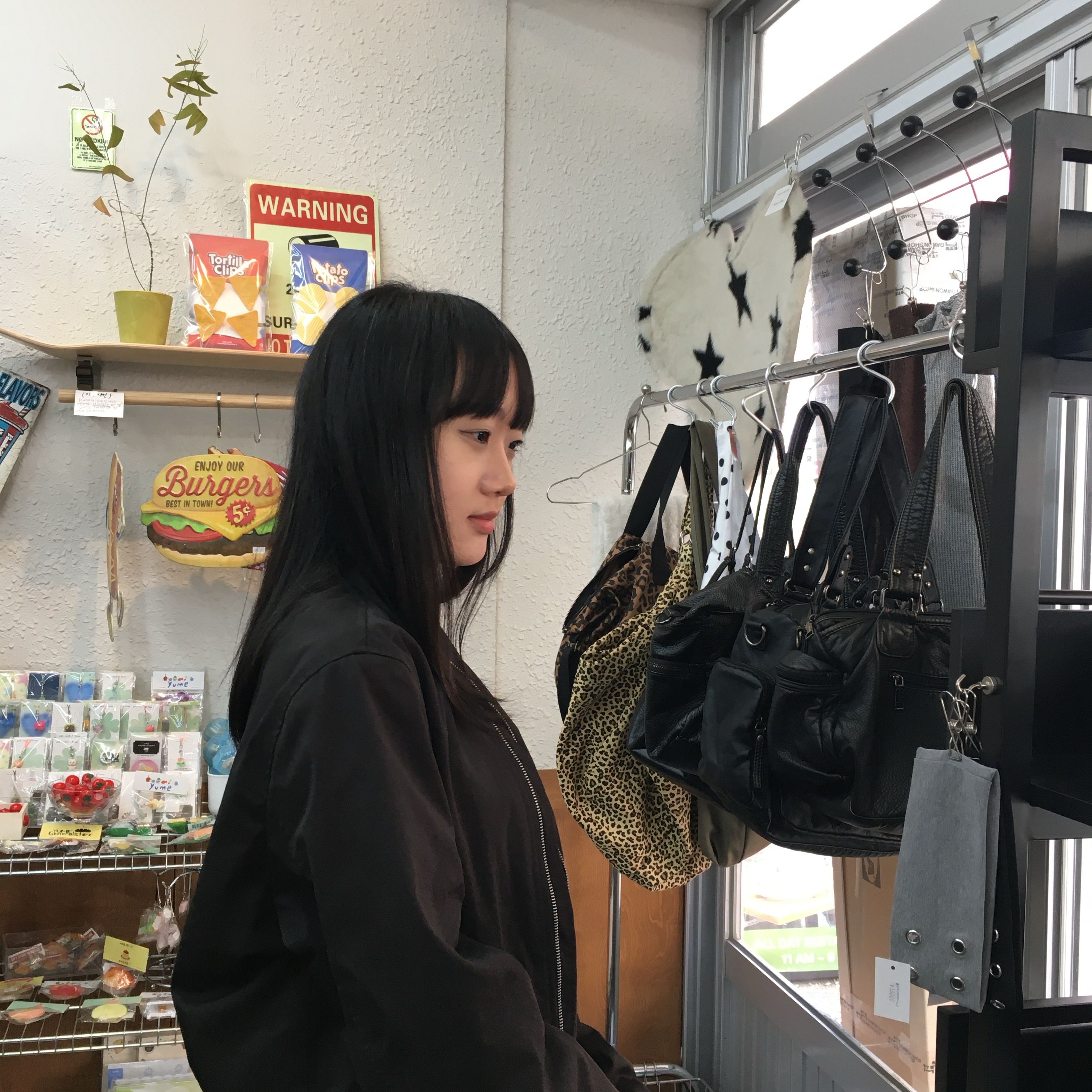 (W) Nike Shox TL Black and Max Orange, Diesel J-Glory-NW Jacket Black 착용 스타일 - 2