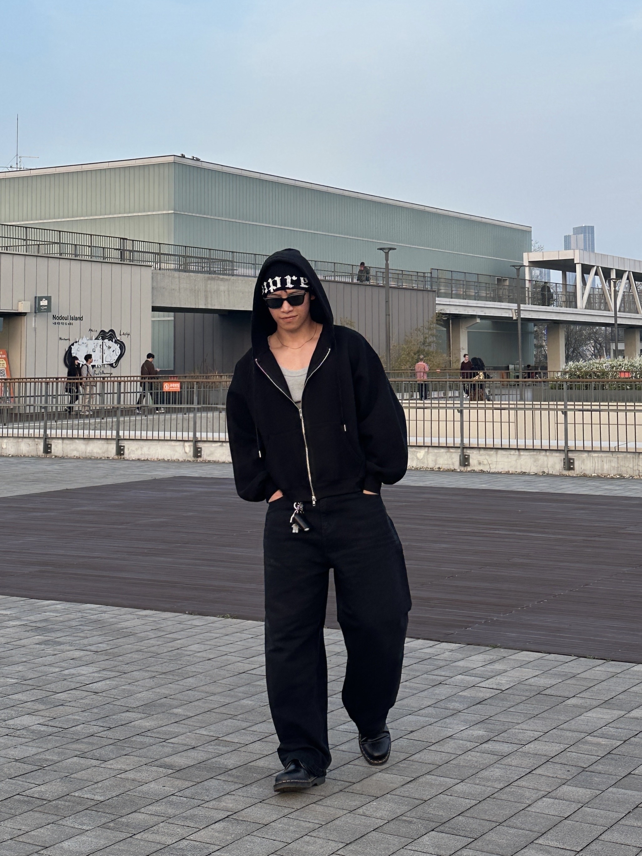 Undermycar MU.148 Combi Bonded Crop Sweat Hood Zip-Up Black, Dr. Martens 1461 Smooth Black 착용 스타일 - 3
