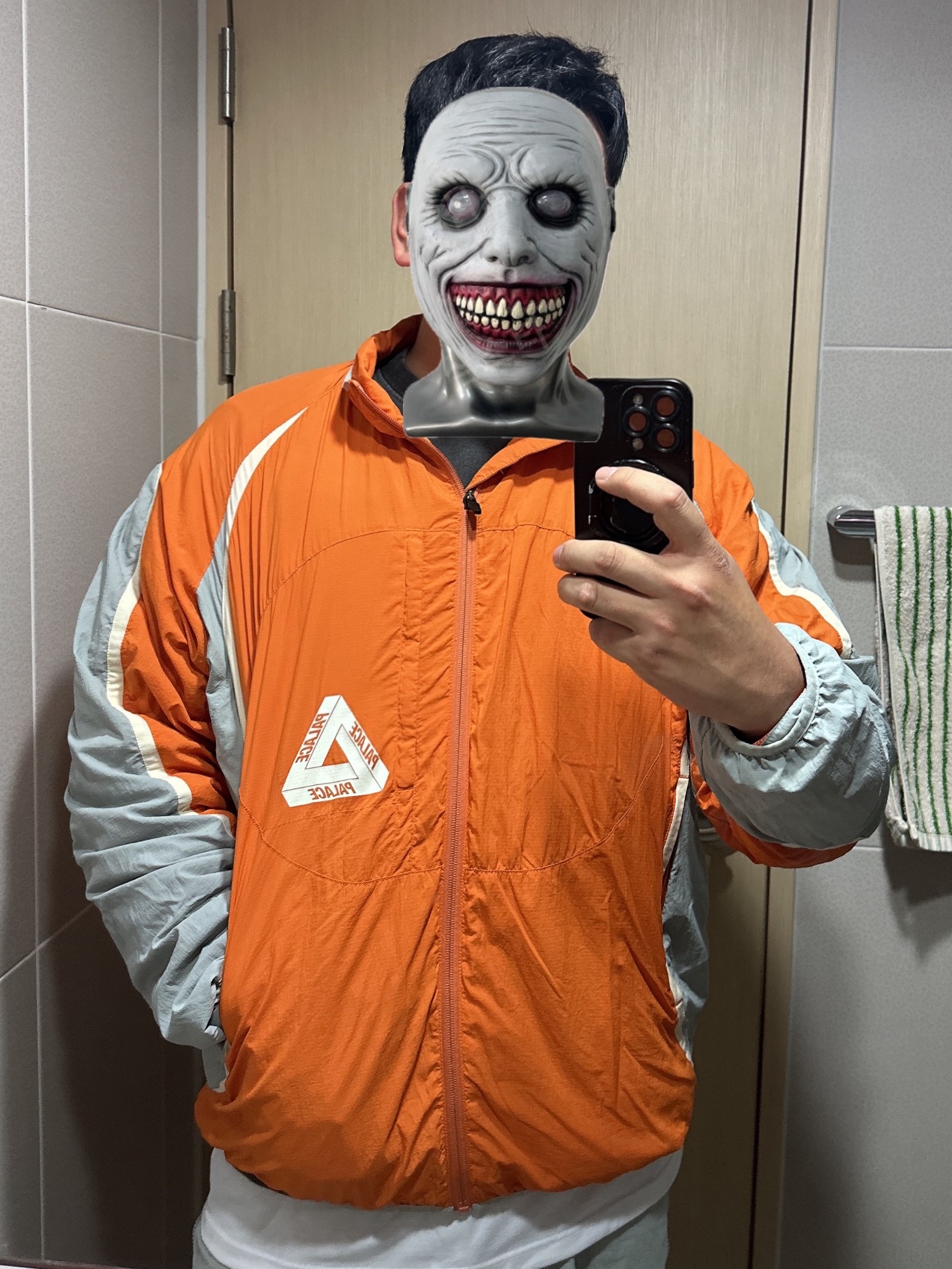 Palace Run It Jacket  STYLE | KREAM