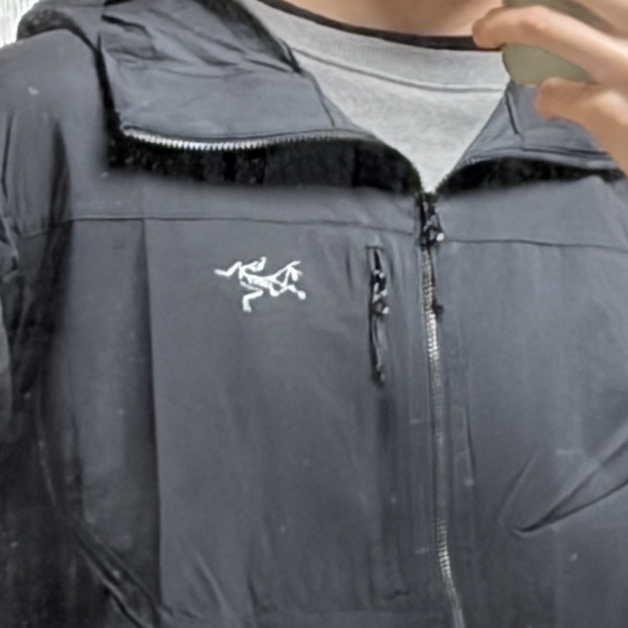 Arc'teryx Squamish Hoody Black 착용 스타일